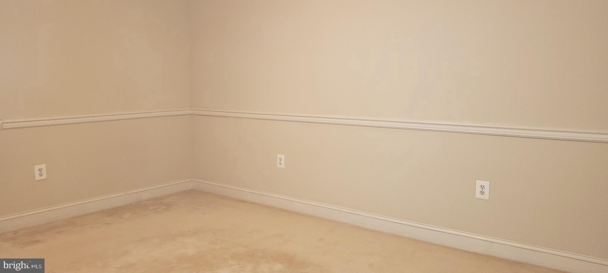 5800 CLIPPER LN #301