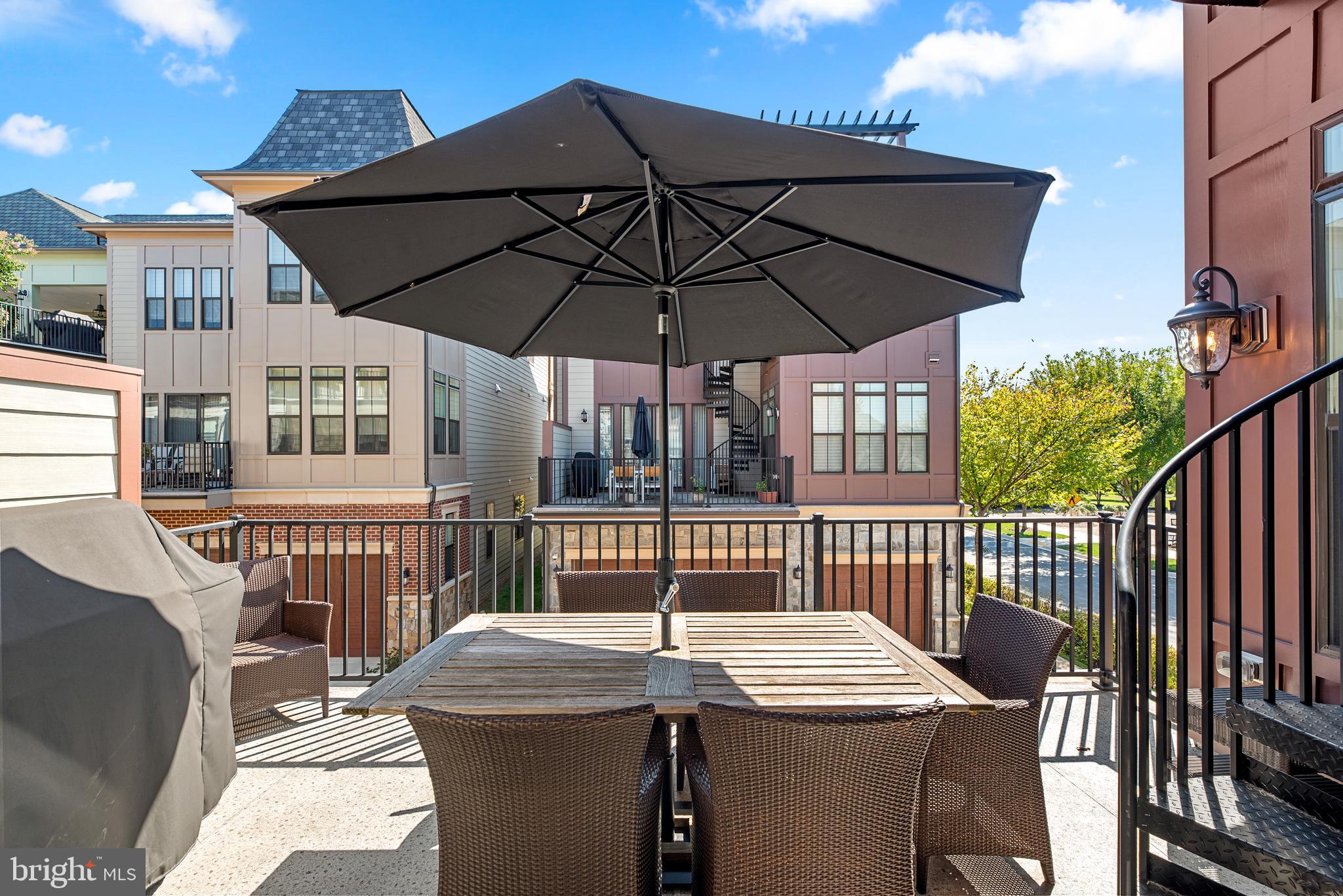 400 Steinbeck Ave