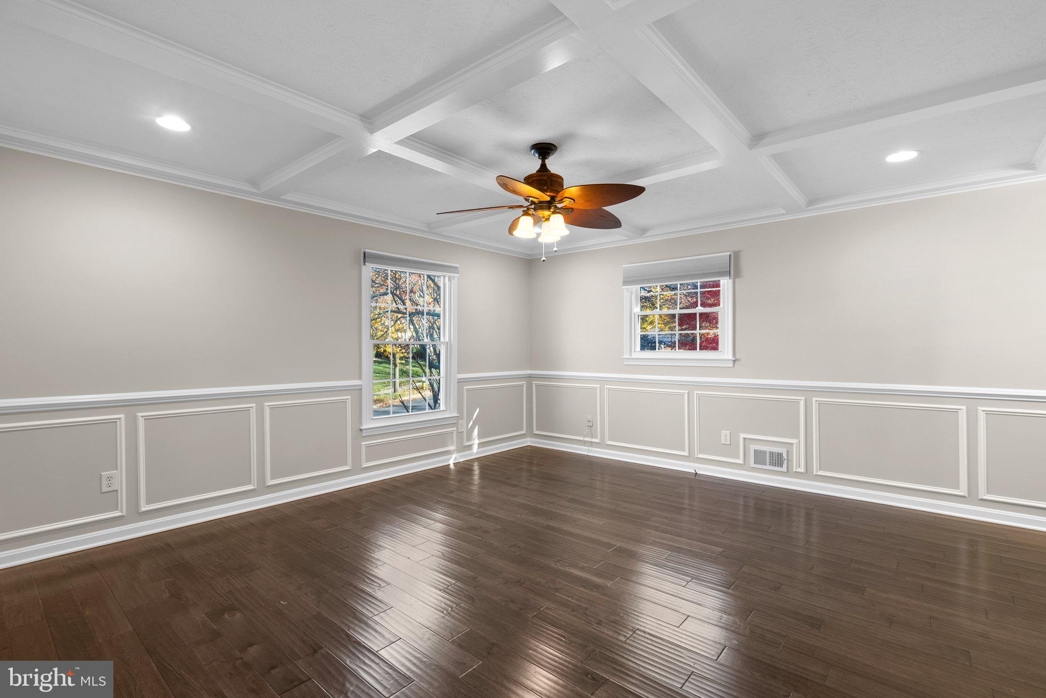 2 Sunrise Ct