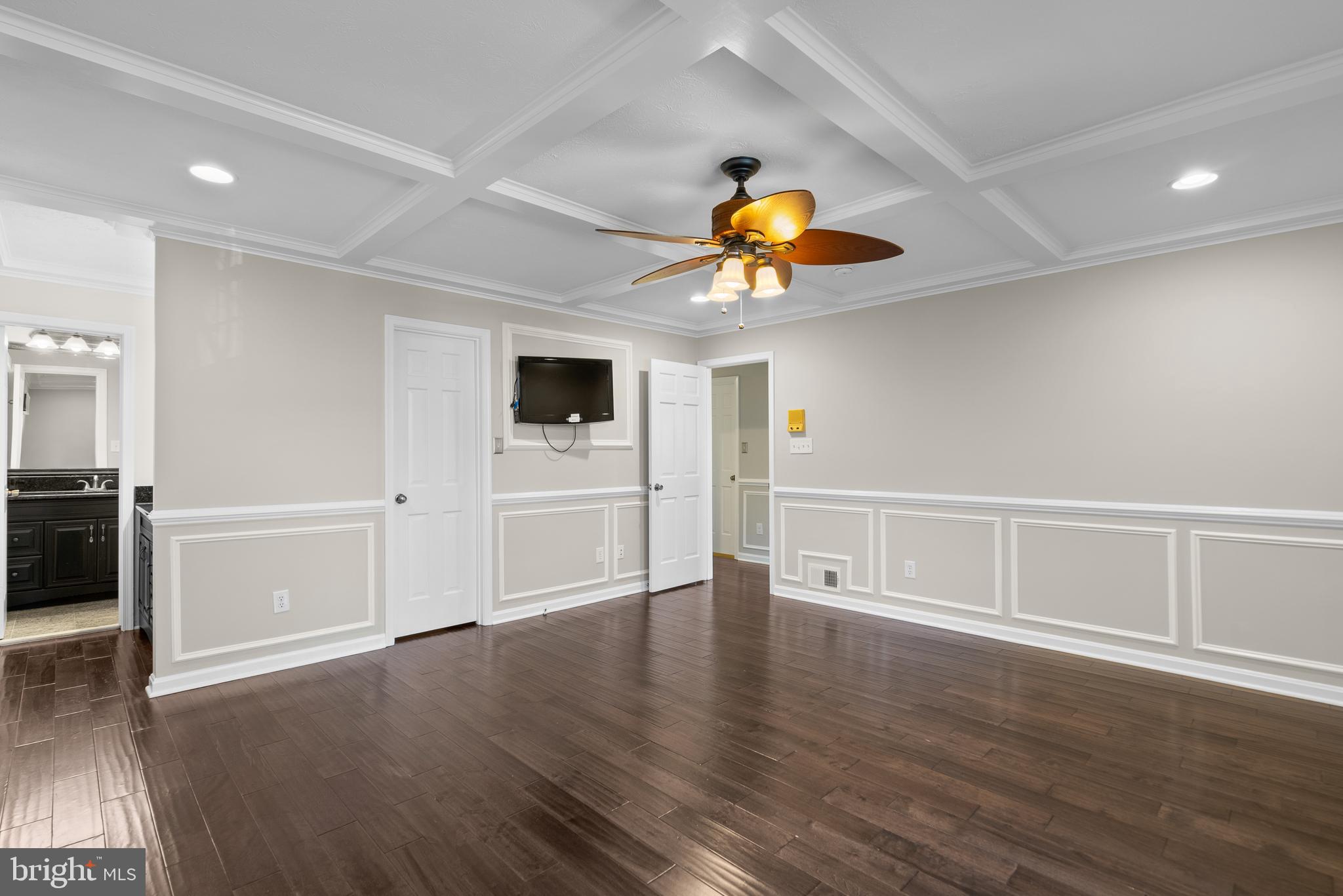 2 Sunrise Ct