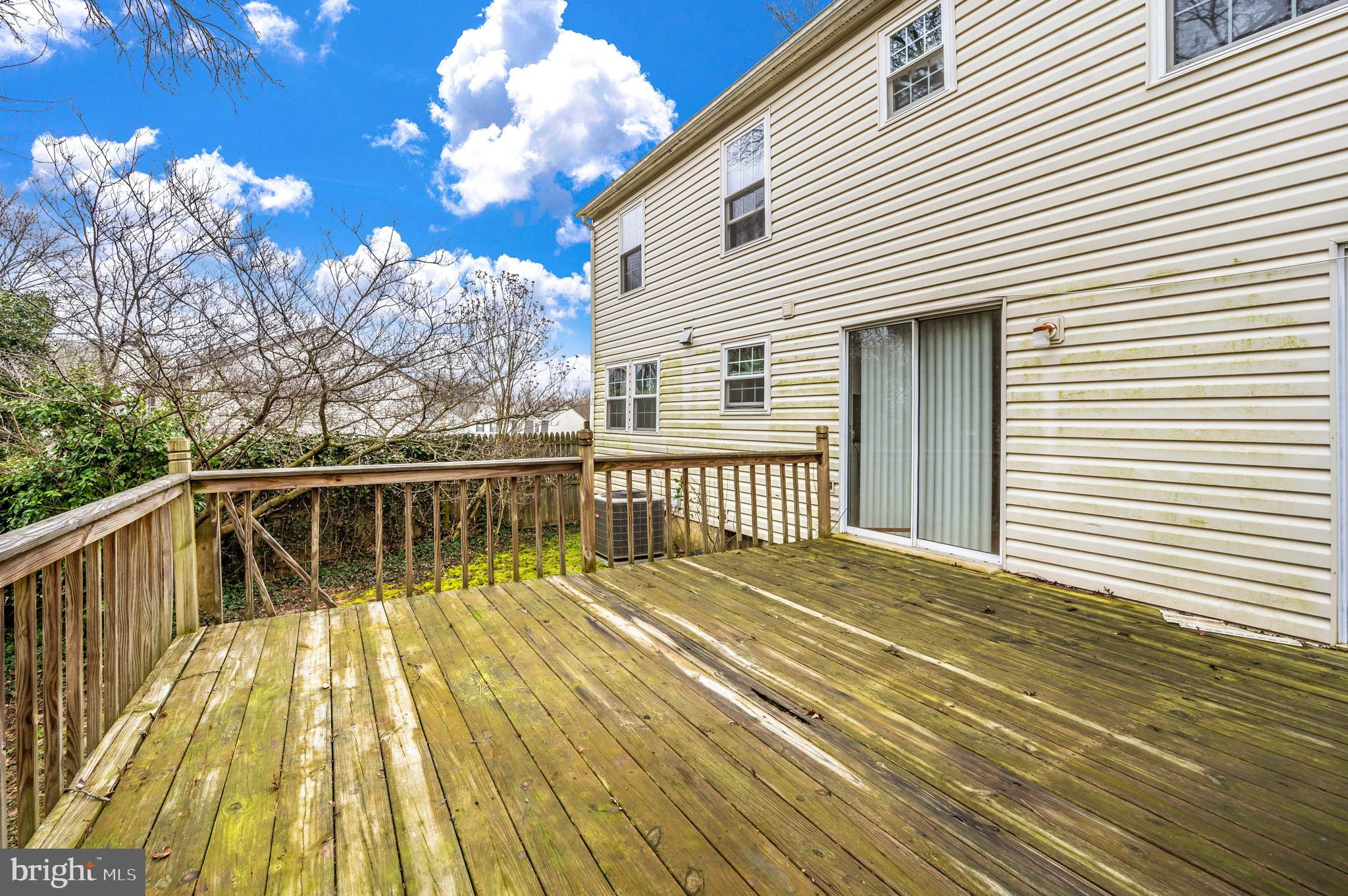 239 Perrywinkle Ln