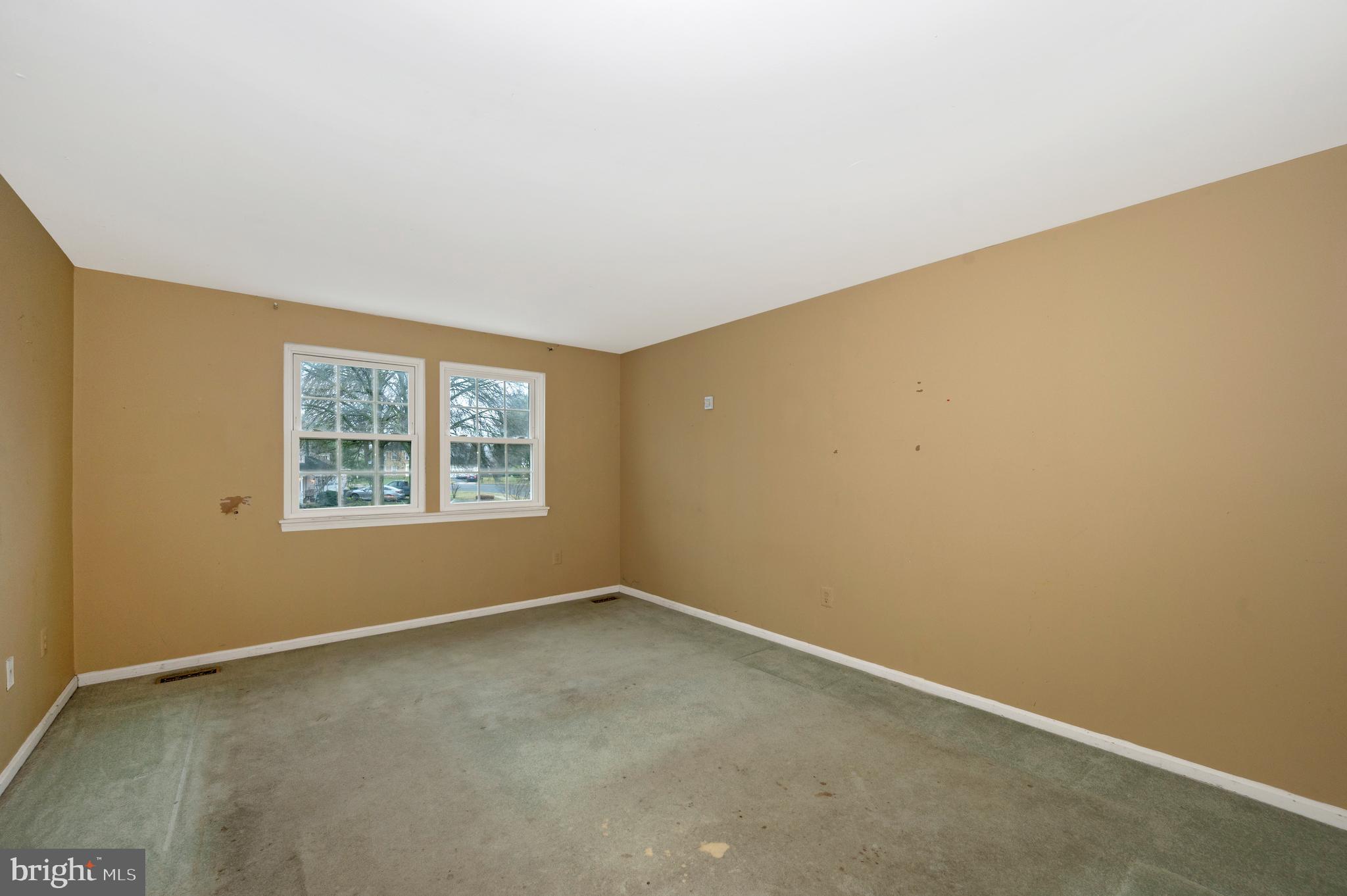 239 Perrywinkle Ln