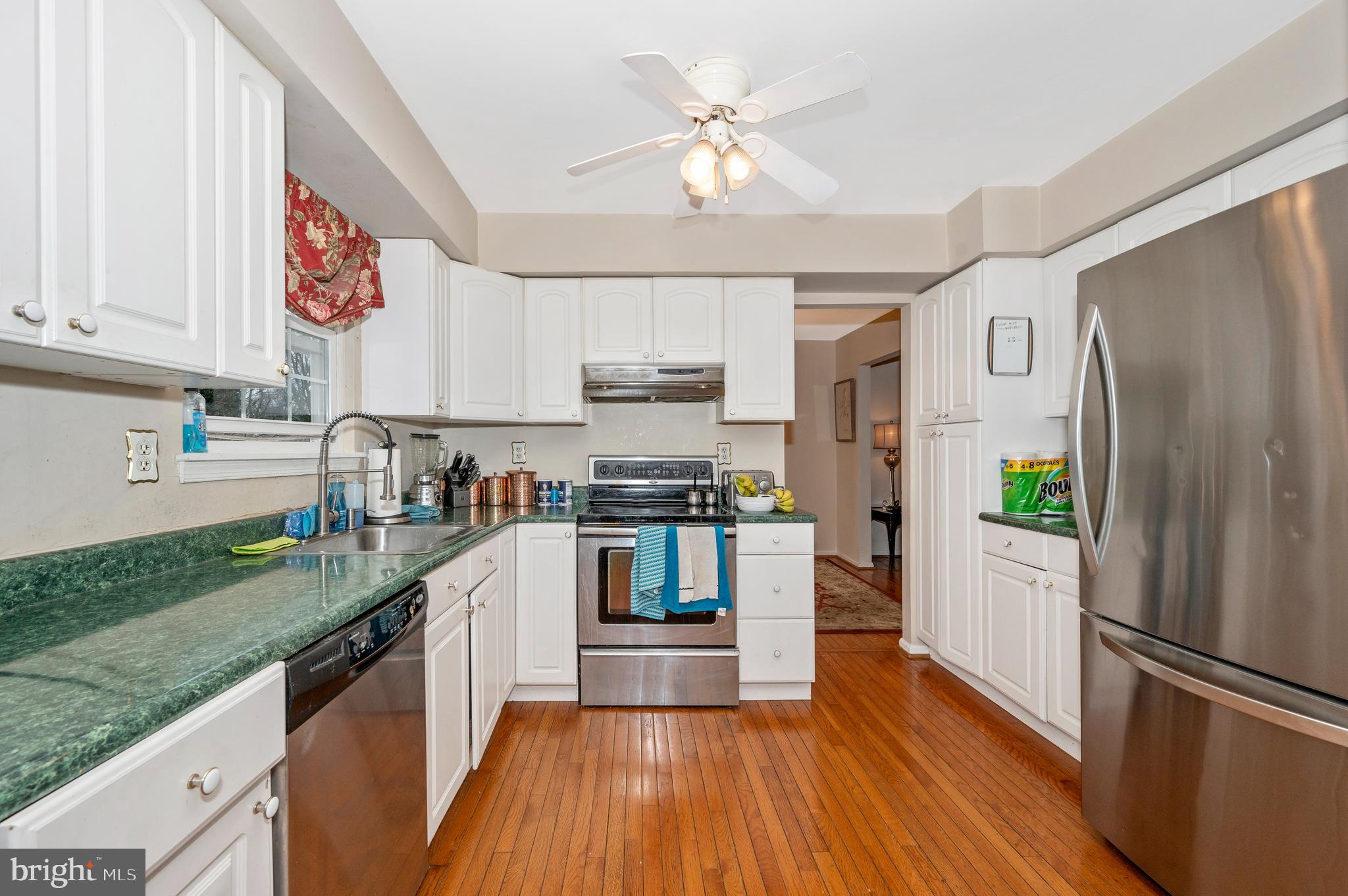 239 Perrywinkle Ln