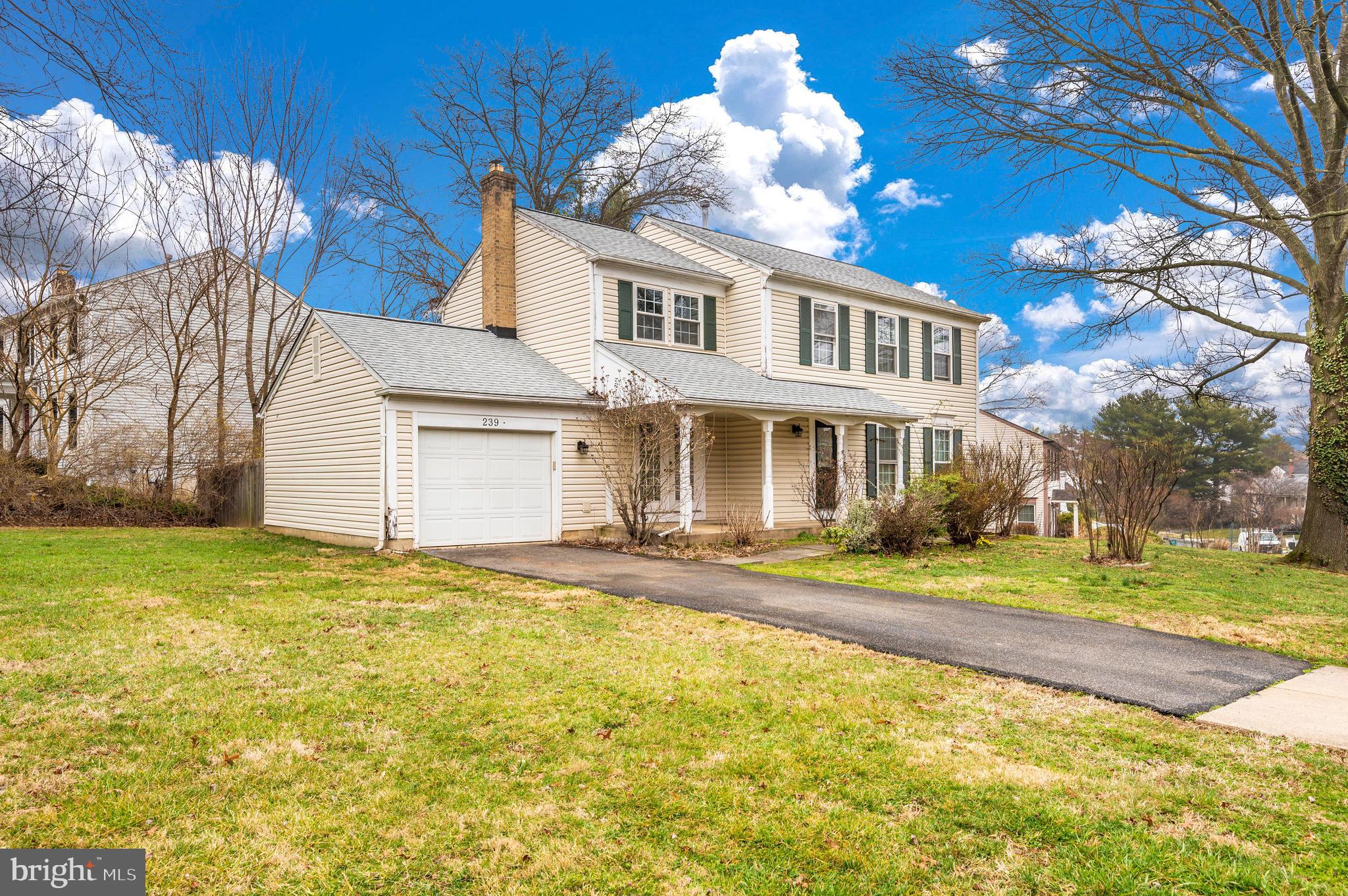 239 Perrywinkle Ln