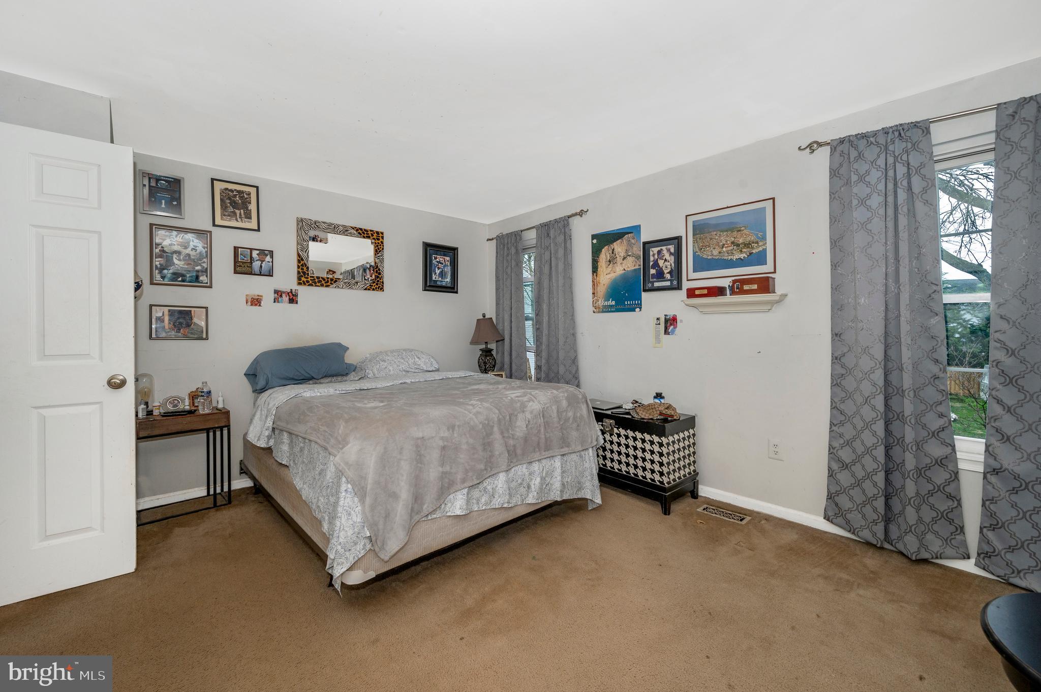 239 Perrywinkle Ln