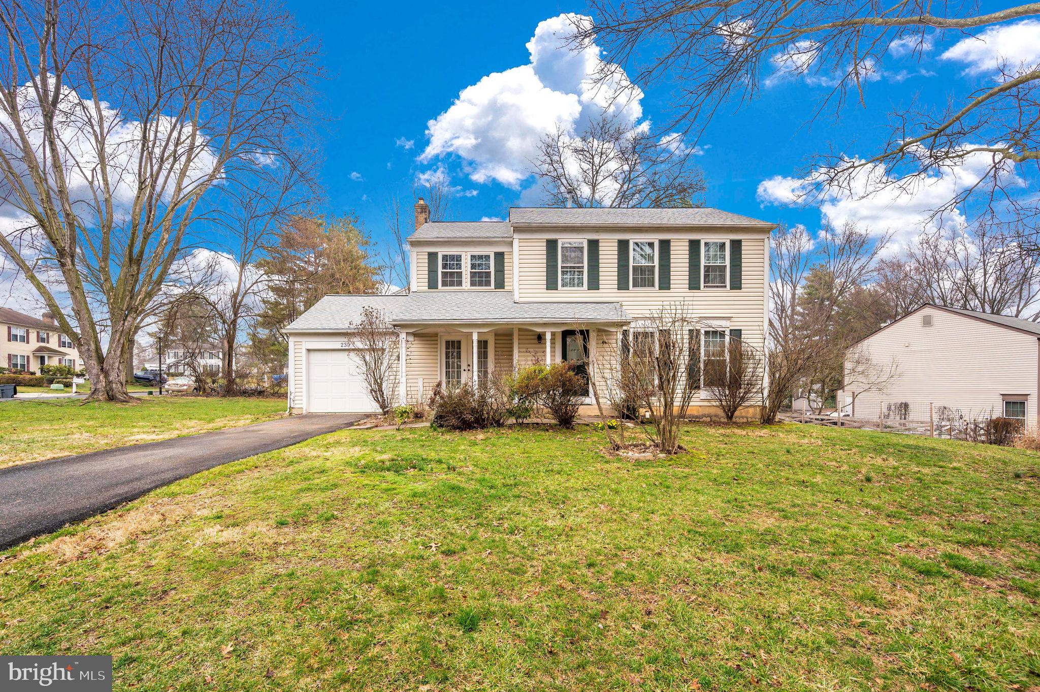 239 Perrywinkle Ln