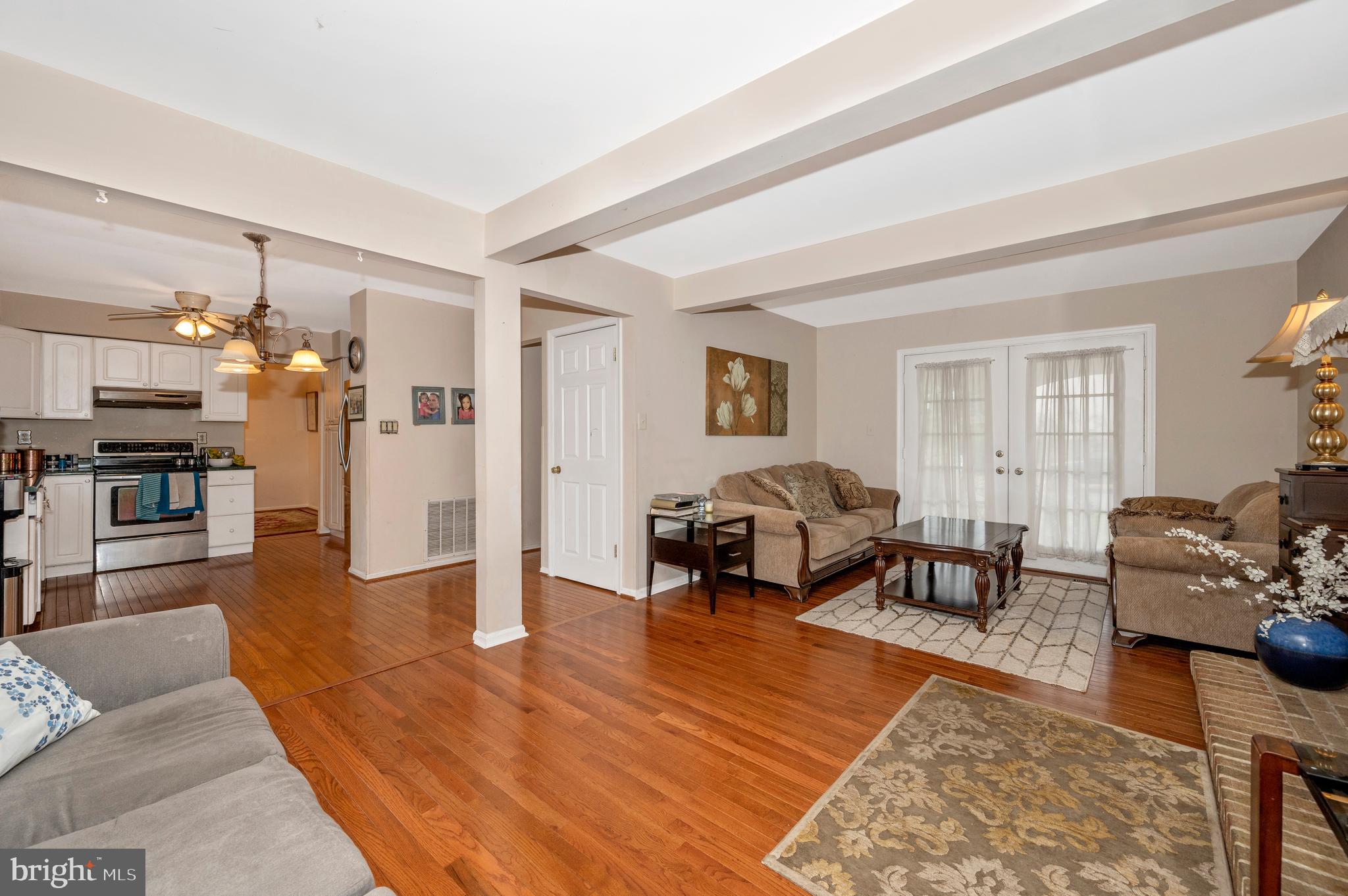 239 Perrywinkle Ln