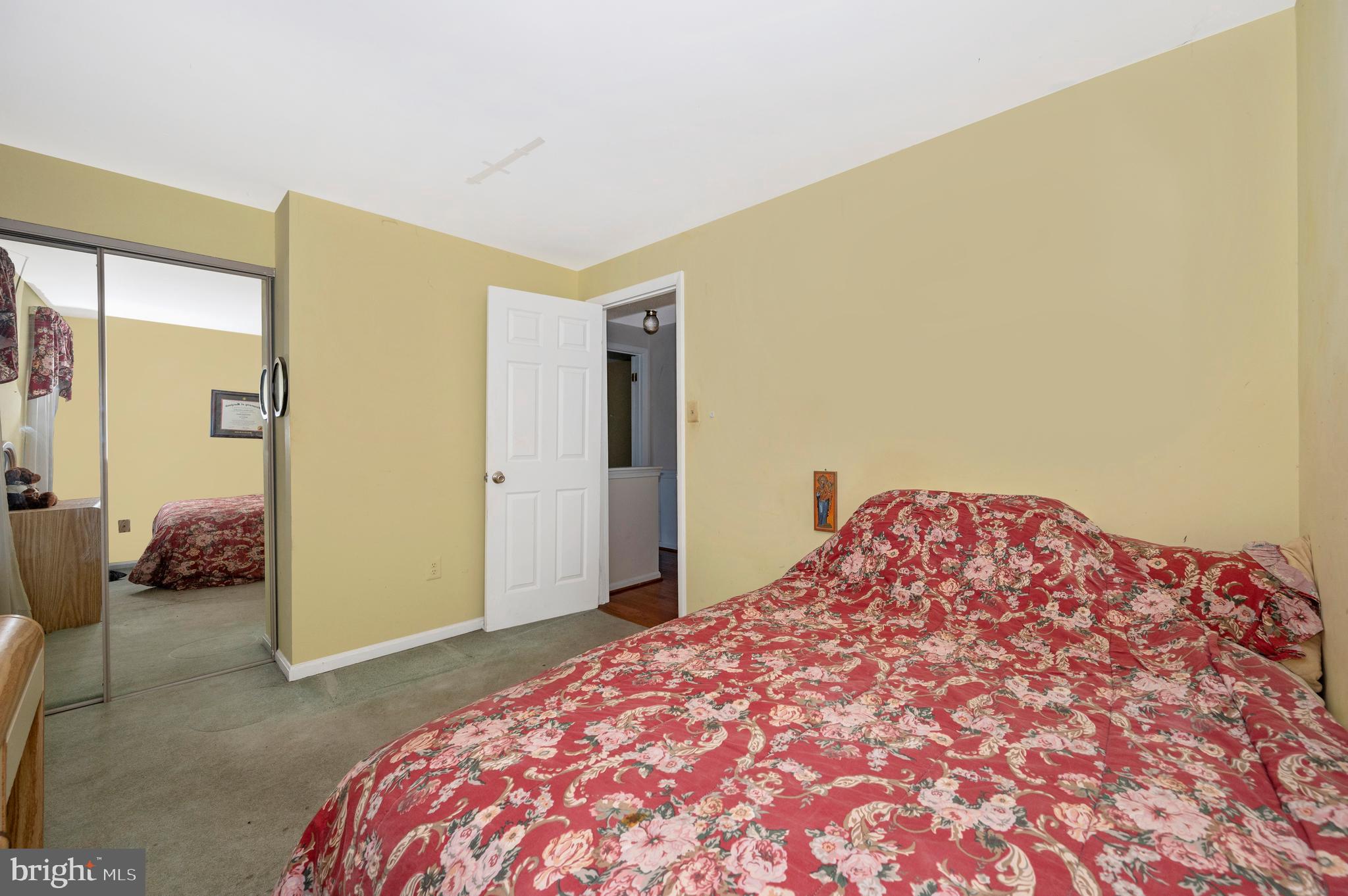 239 Perrywinkle Ln