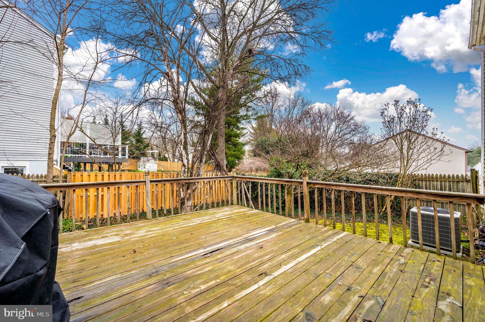 239 Perrywinkle Ln
