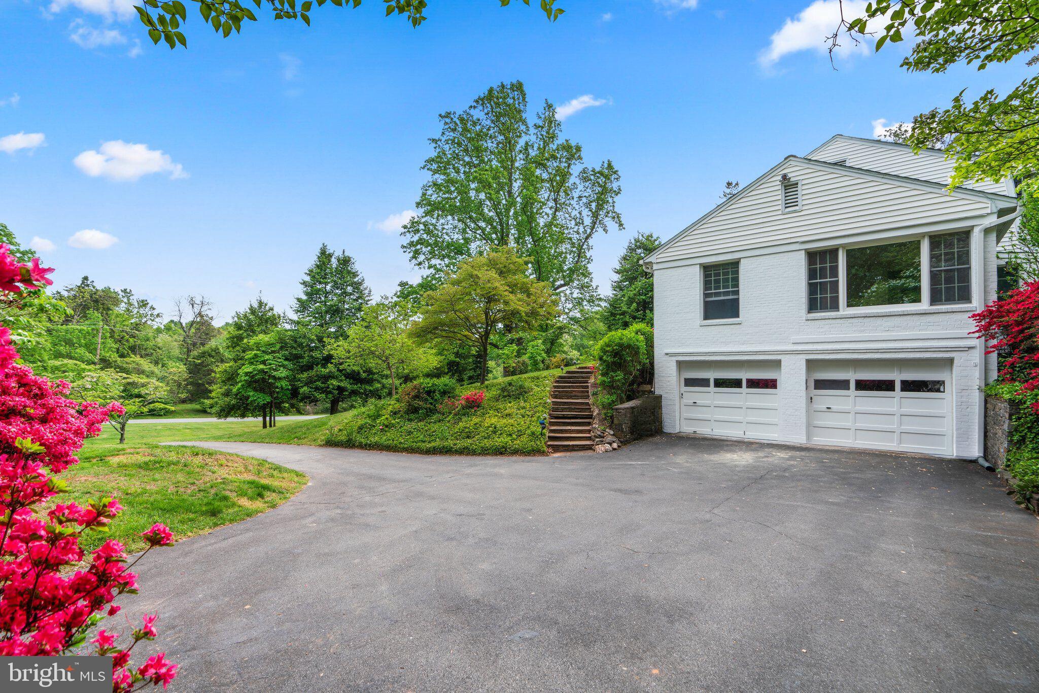 10711 Sandy Landing Rd