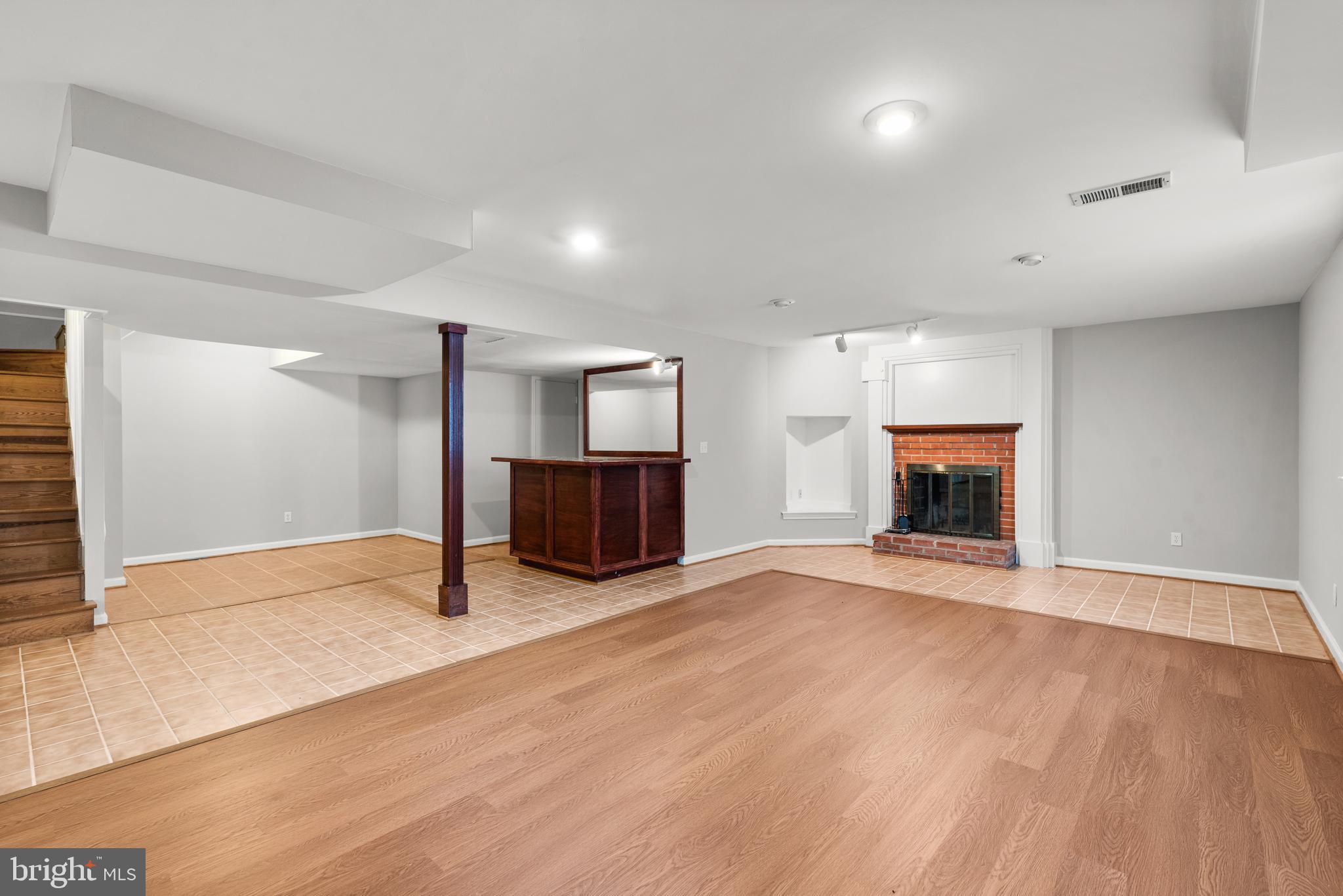 10711 Sandy Landing Rd