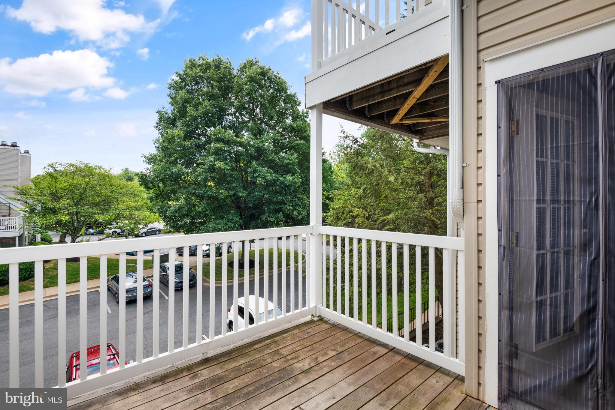 921 Hillside Lake Ter #306