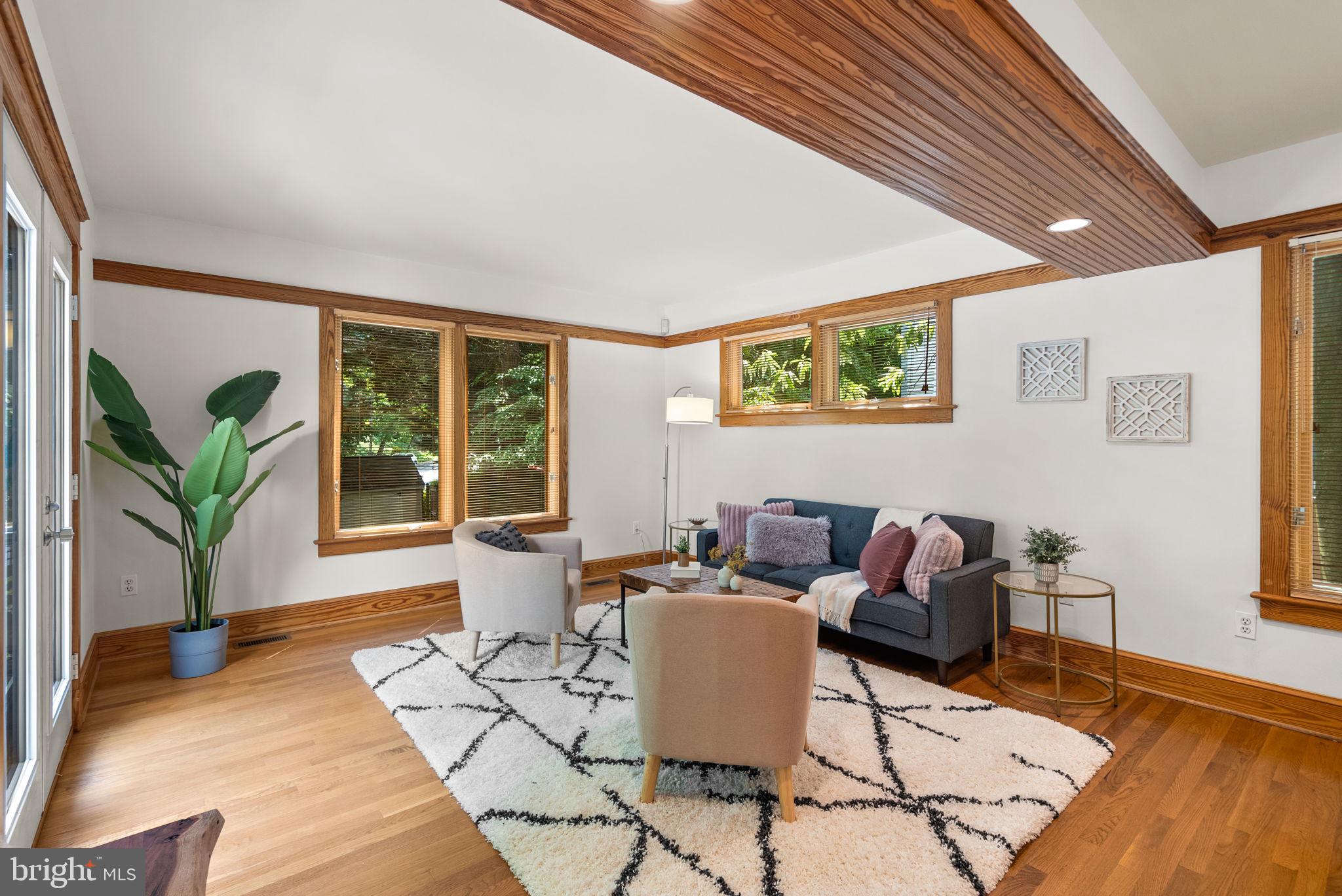 601 Ellsworth Dr