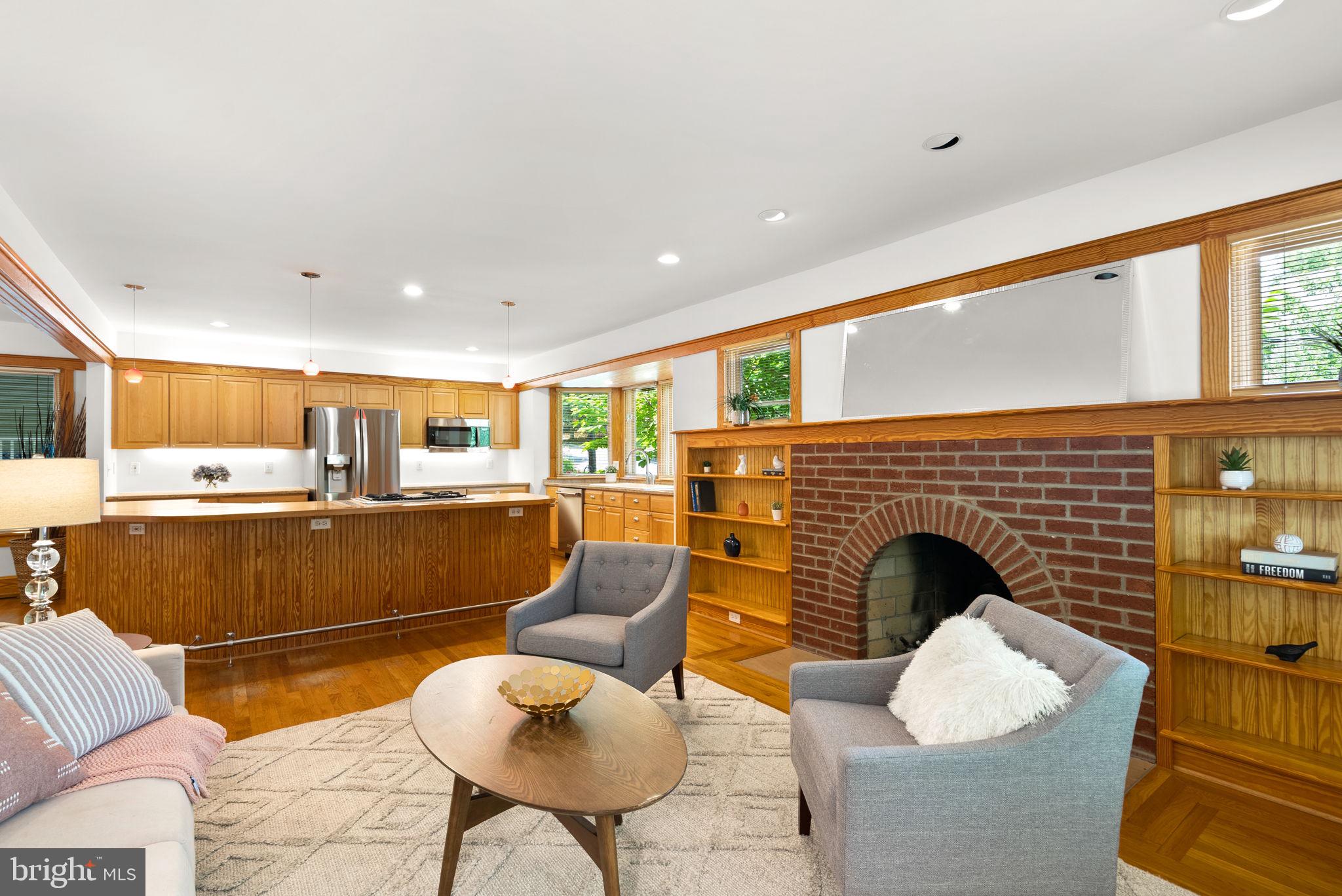 601 Ellsworth Dr