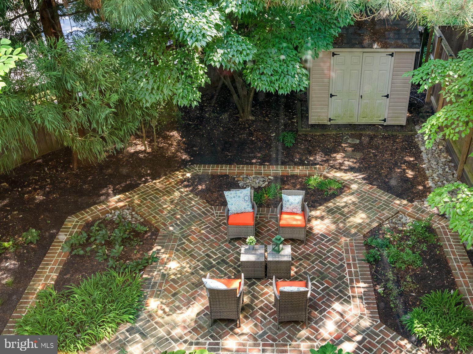 601 Ellsworth Dr