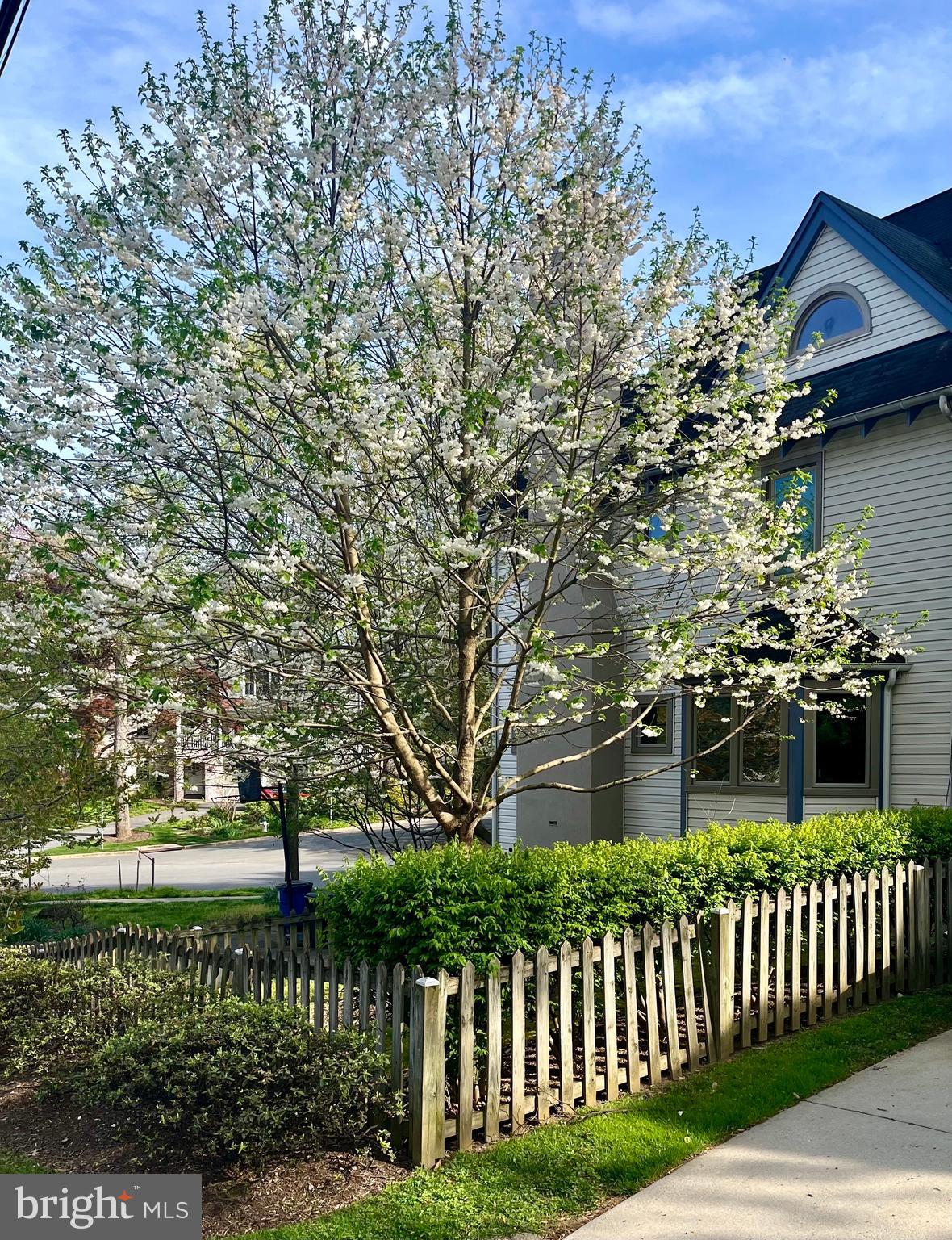 601 Ellsworth Dr