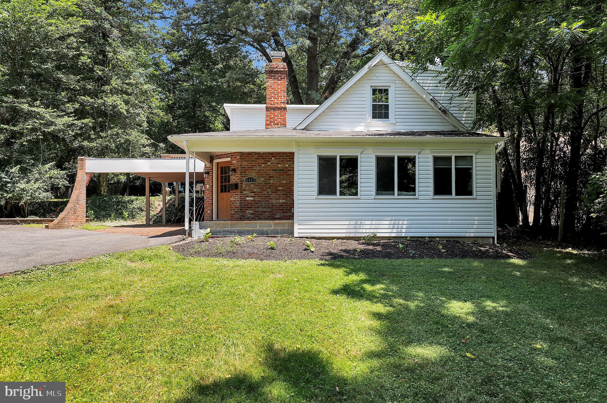 11425 Mapleview Dr