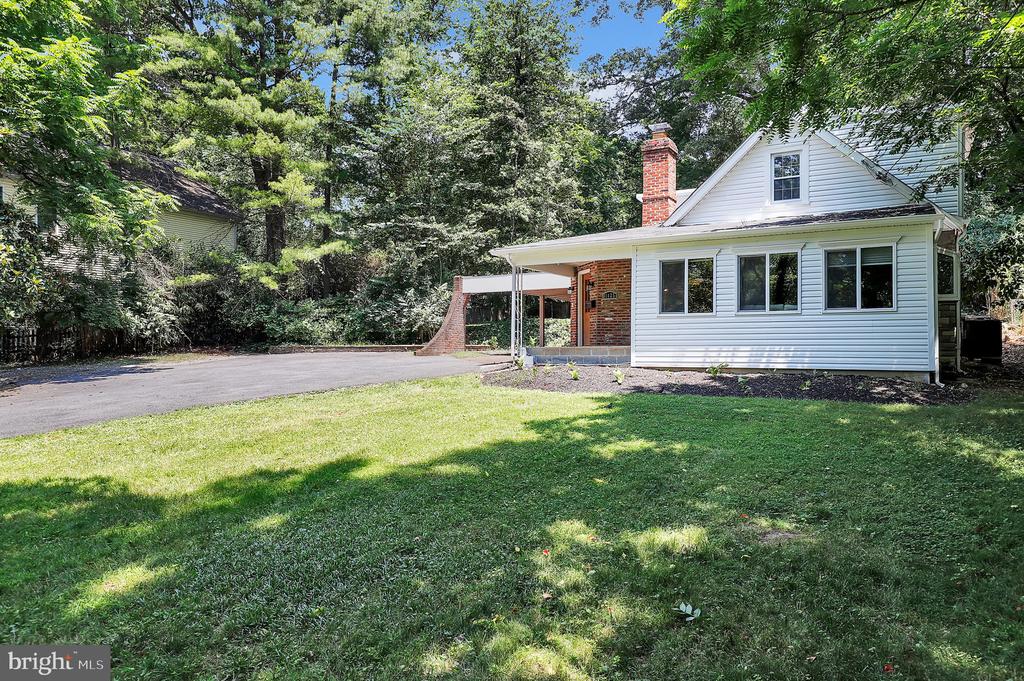 11425 Mapleview Dr