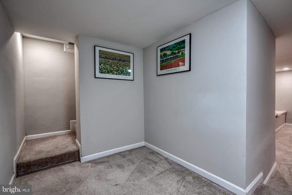 11425 Mapleview Dr