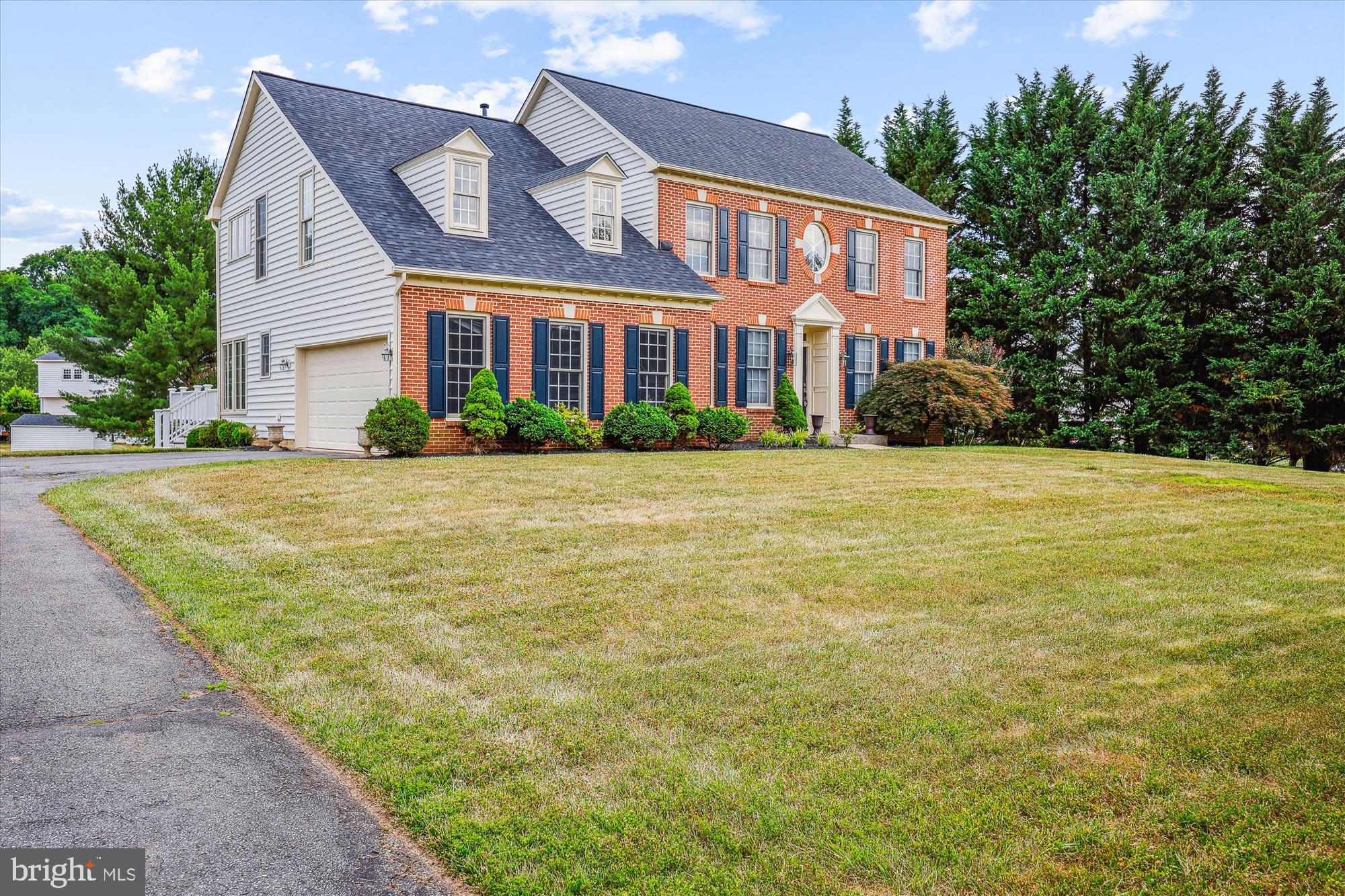 918 Brick Manor Cir