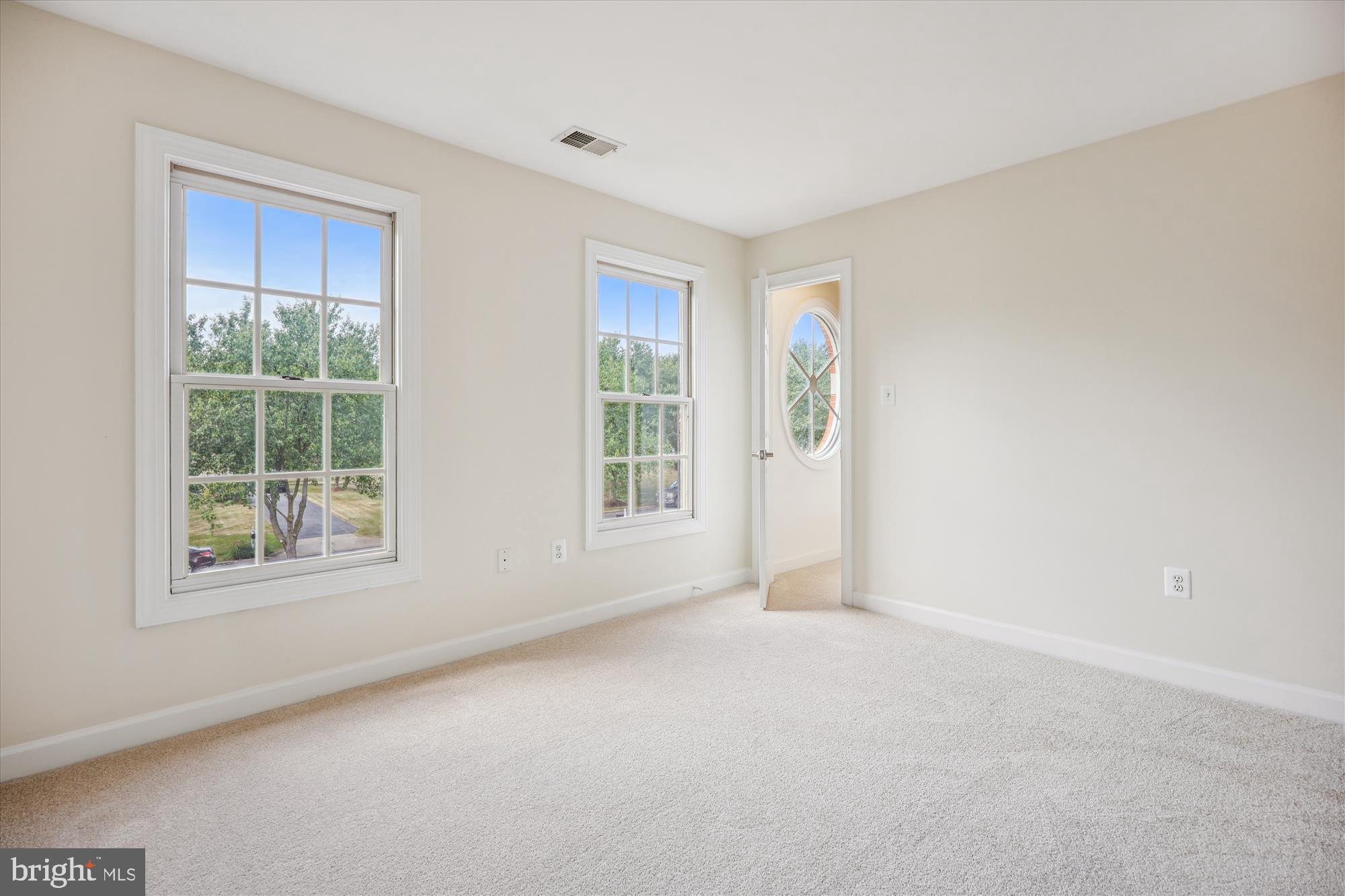 918 Brick Manor Cir