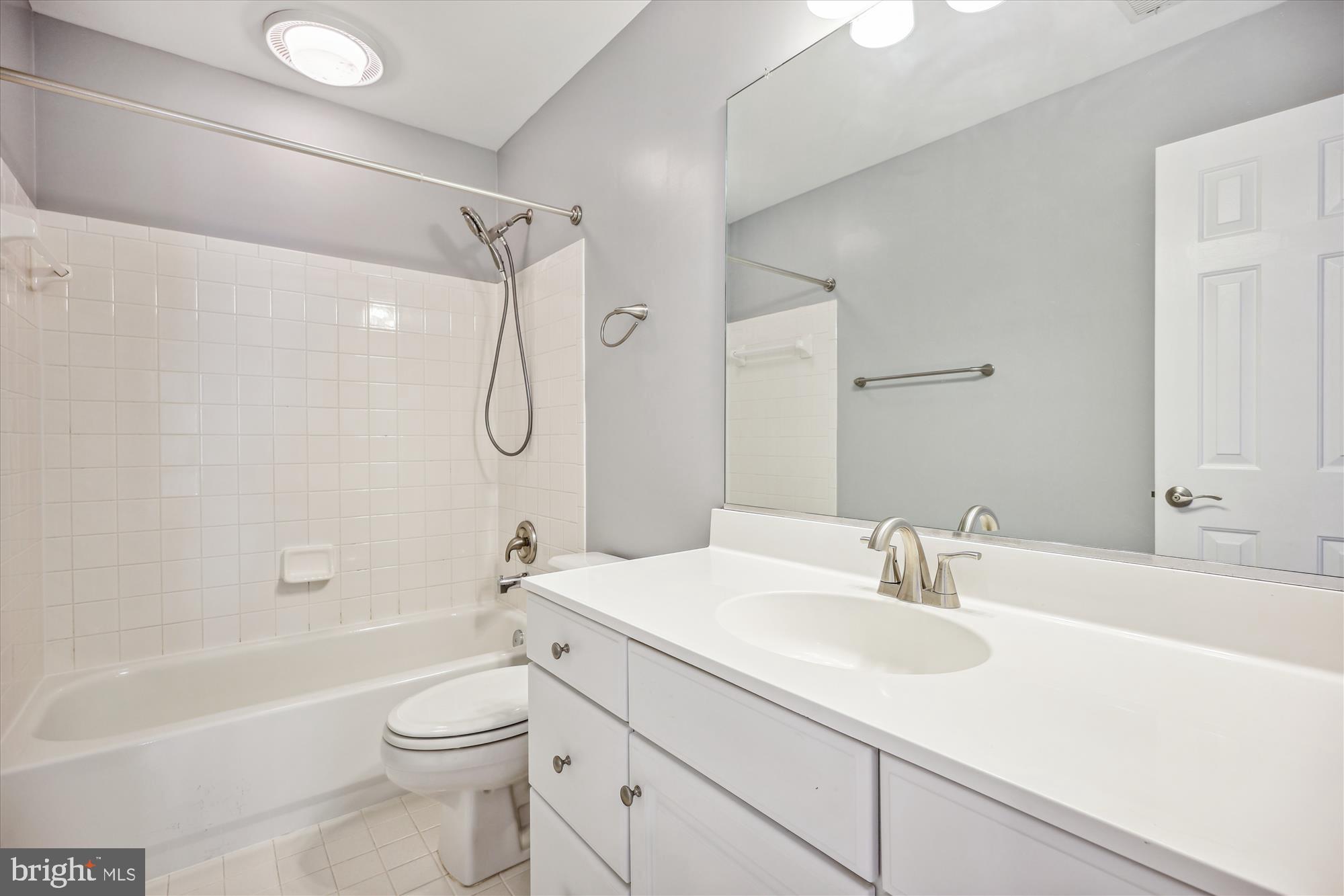 918 Brick Manor Cir