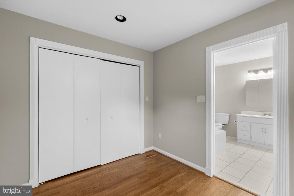 14309 Parkmanor Ter