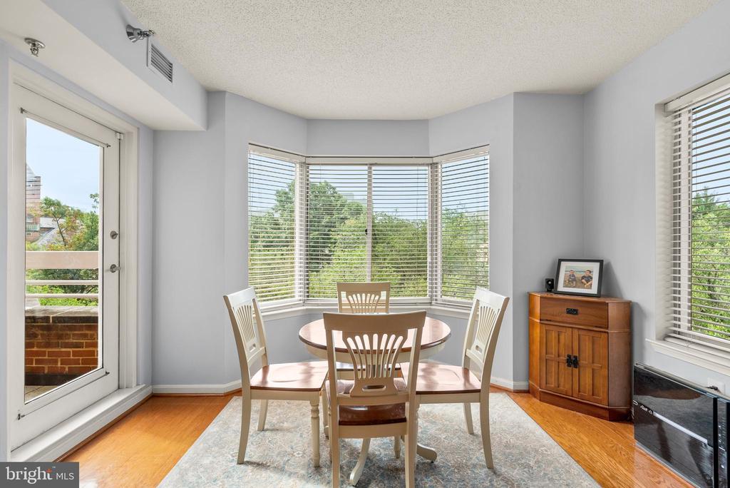 22 Courthouse Sq #412