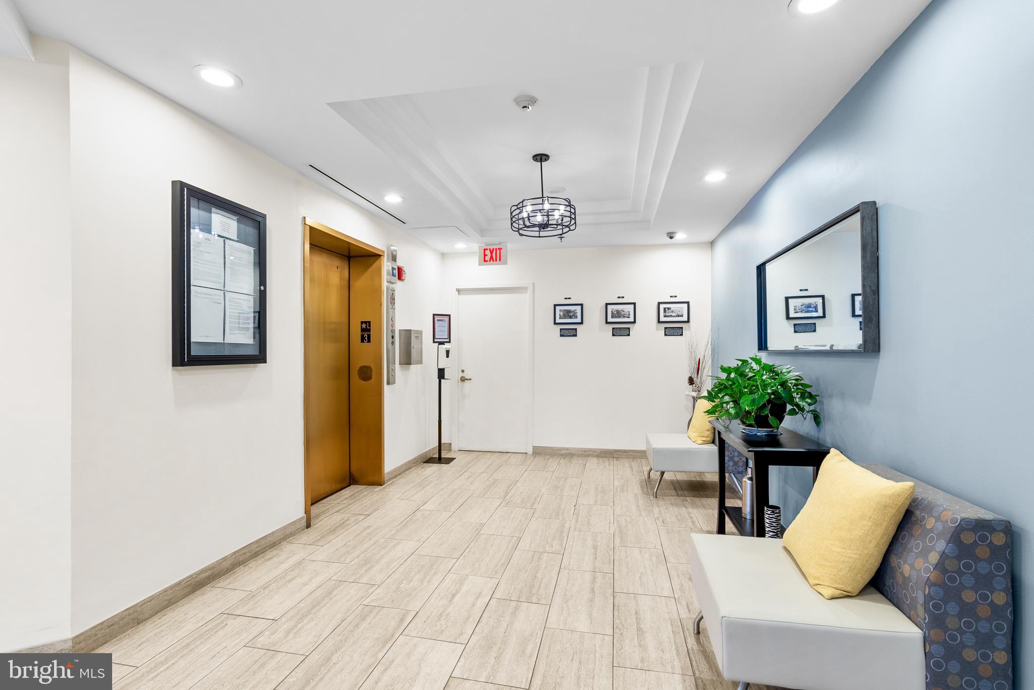 22 Courthouse Sq #412