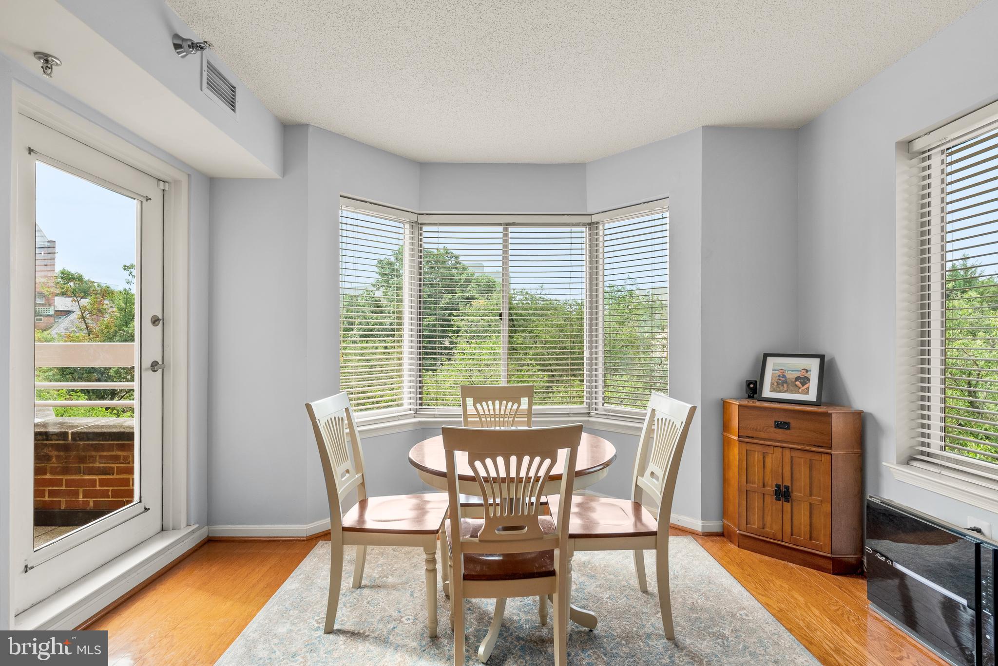 22 Courthouse Sq #412