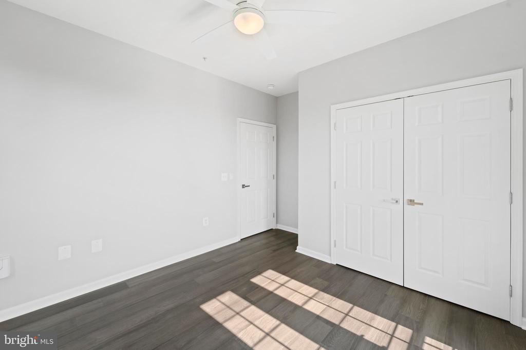 31 Booth St #351