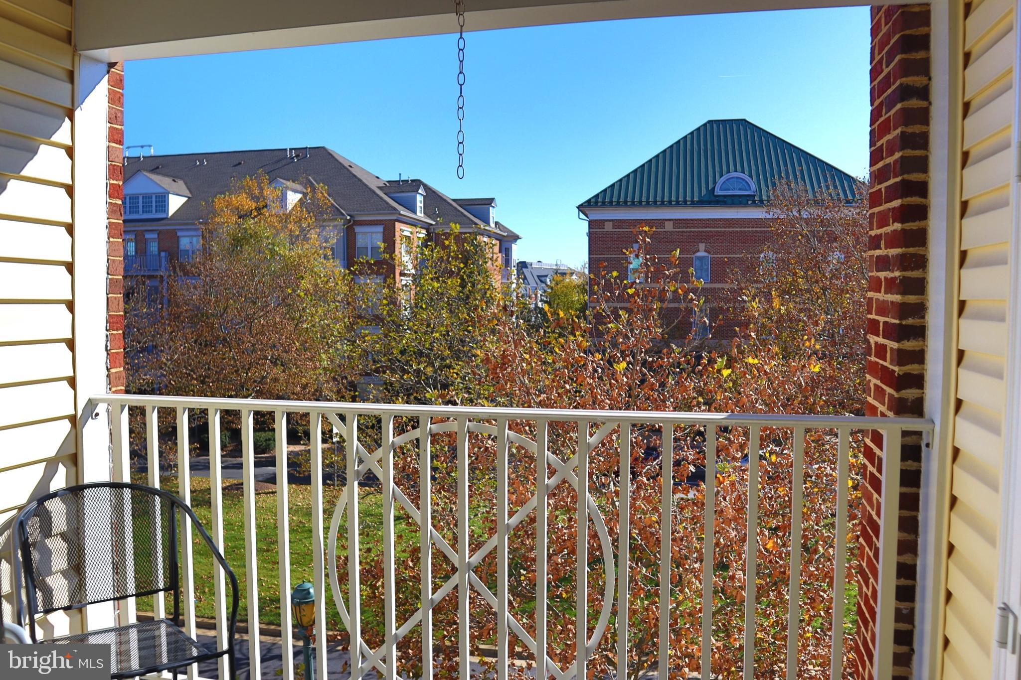 315 King Farm Blvd #302