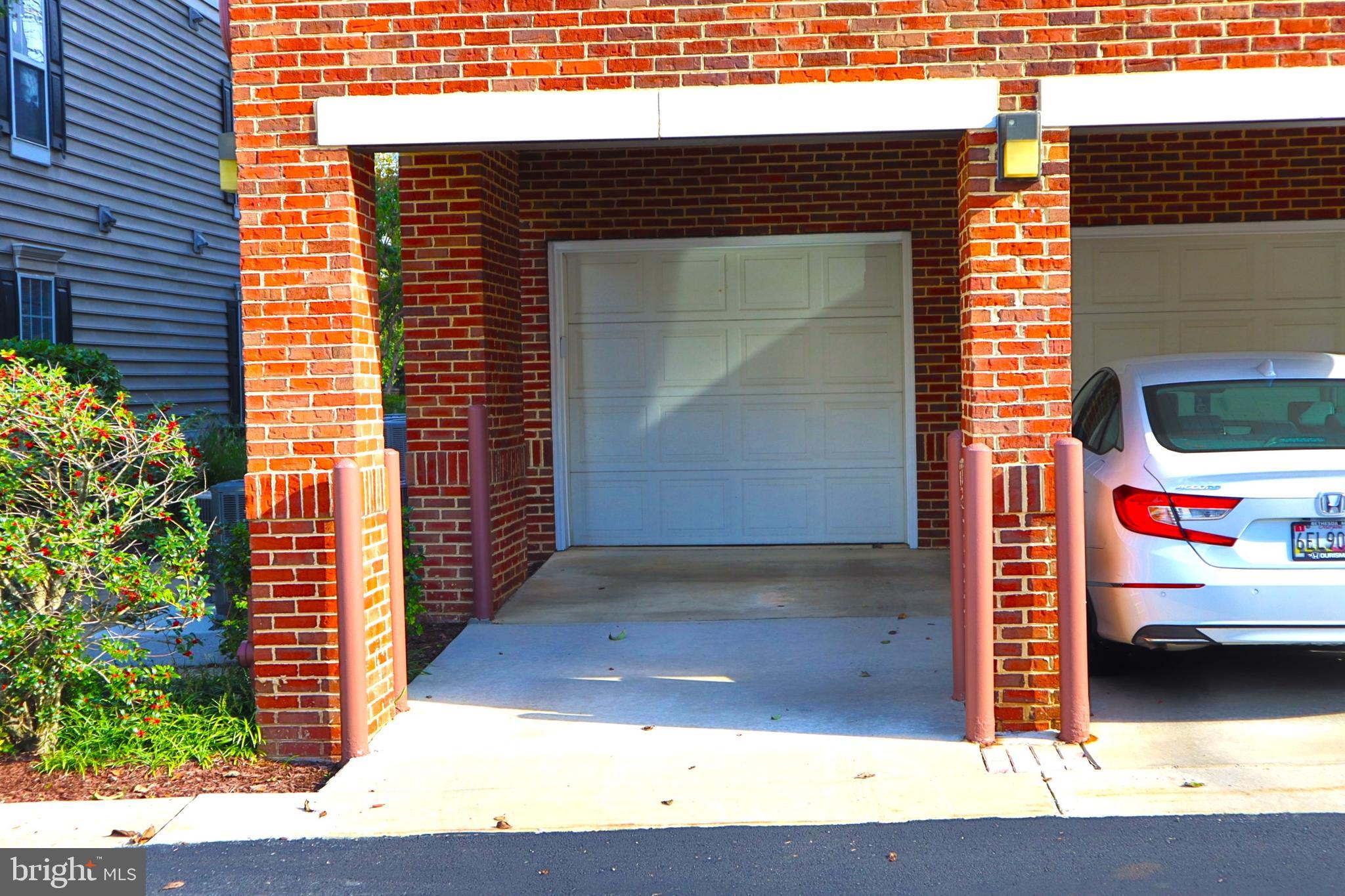 315 King Farm Blvd #302