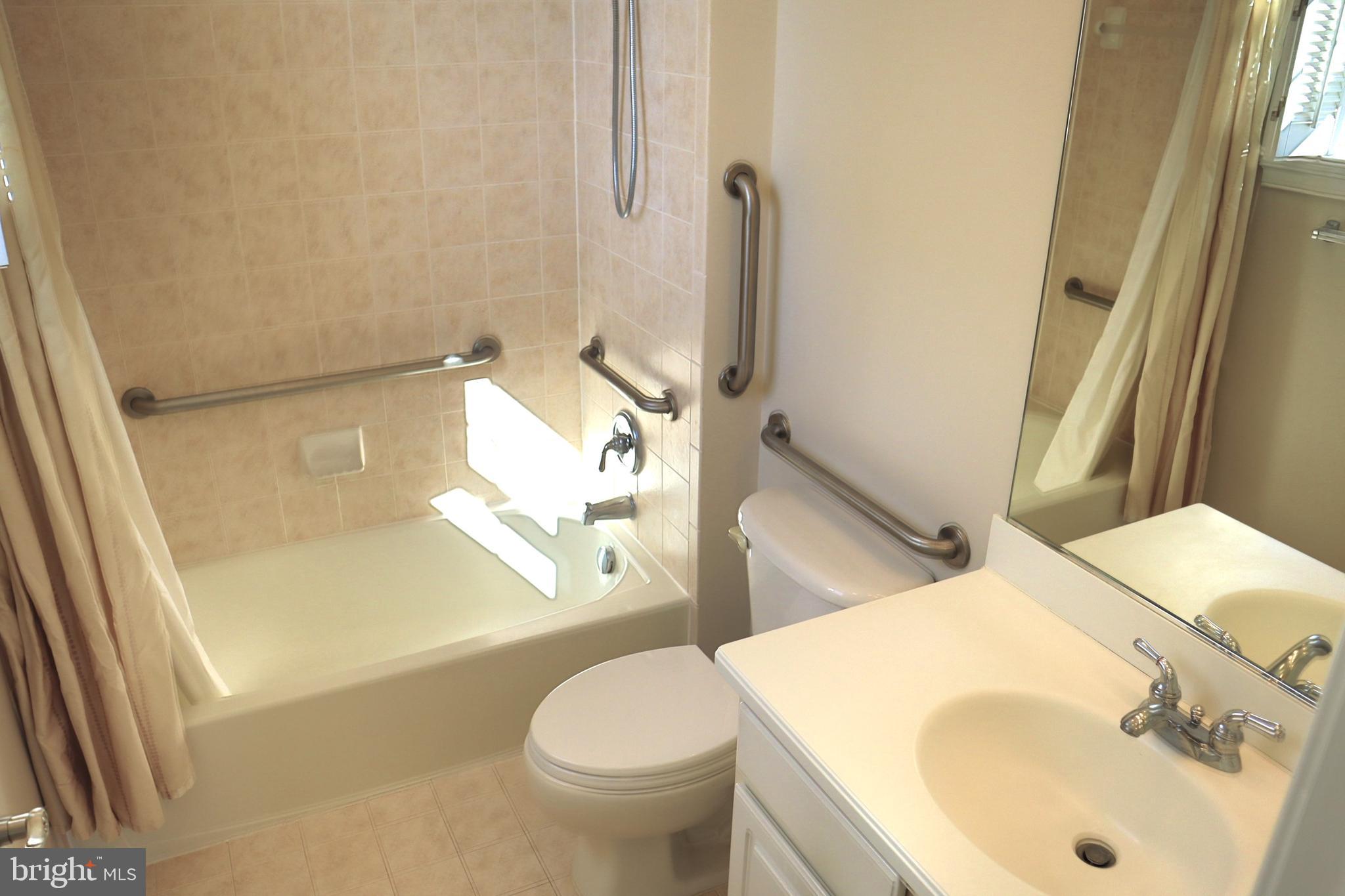 315 King Farm Blvd #302
