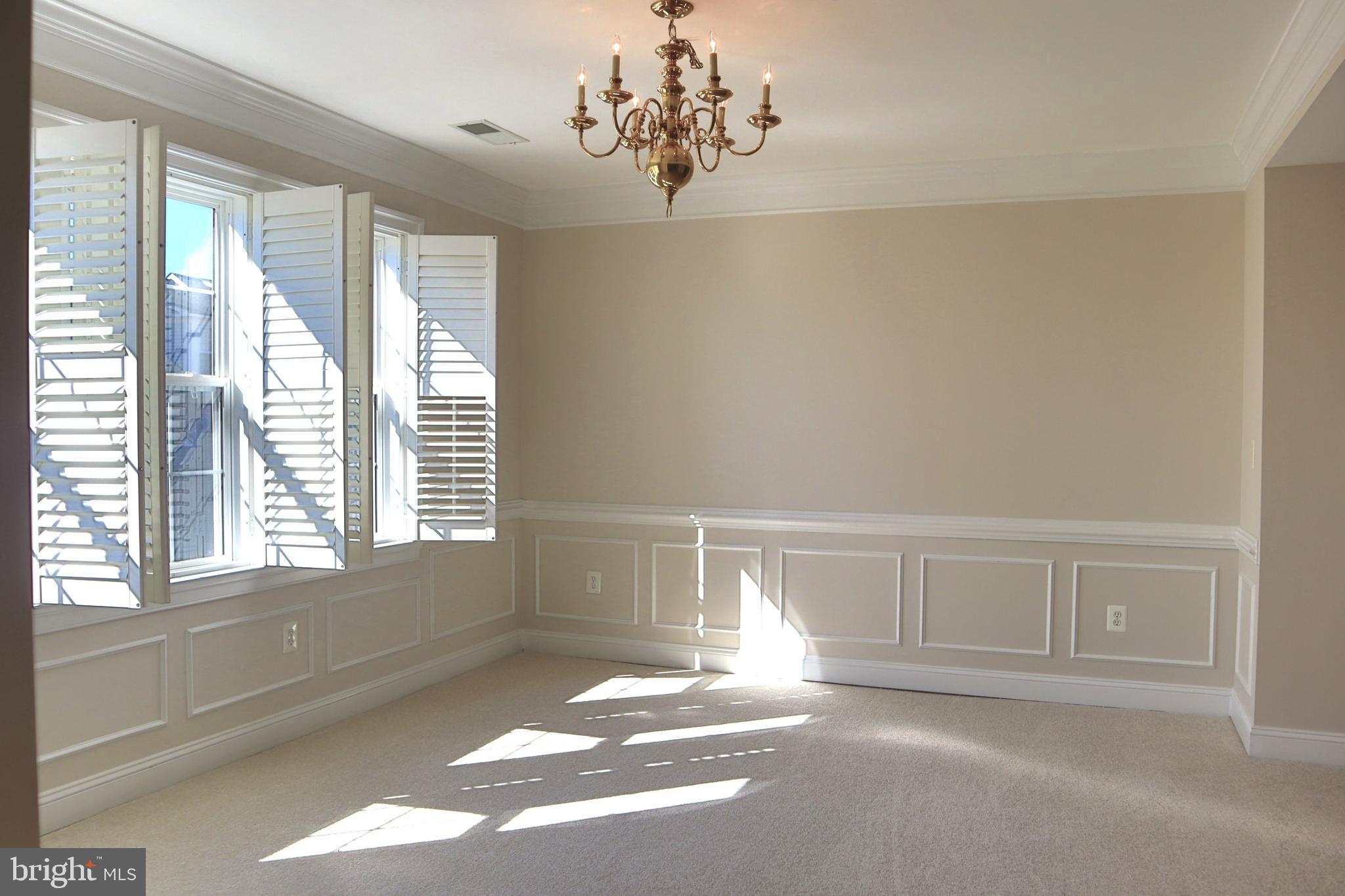 315 King Farm Blvd #302