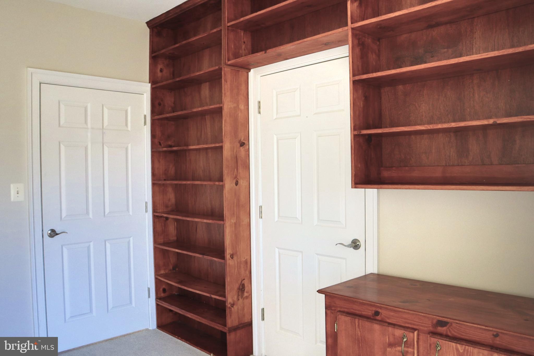 315 King Farm Blvd #302
