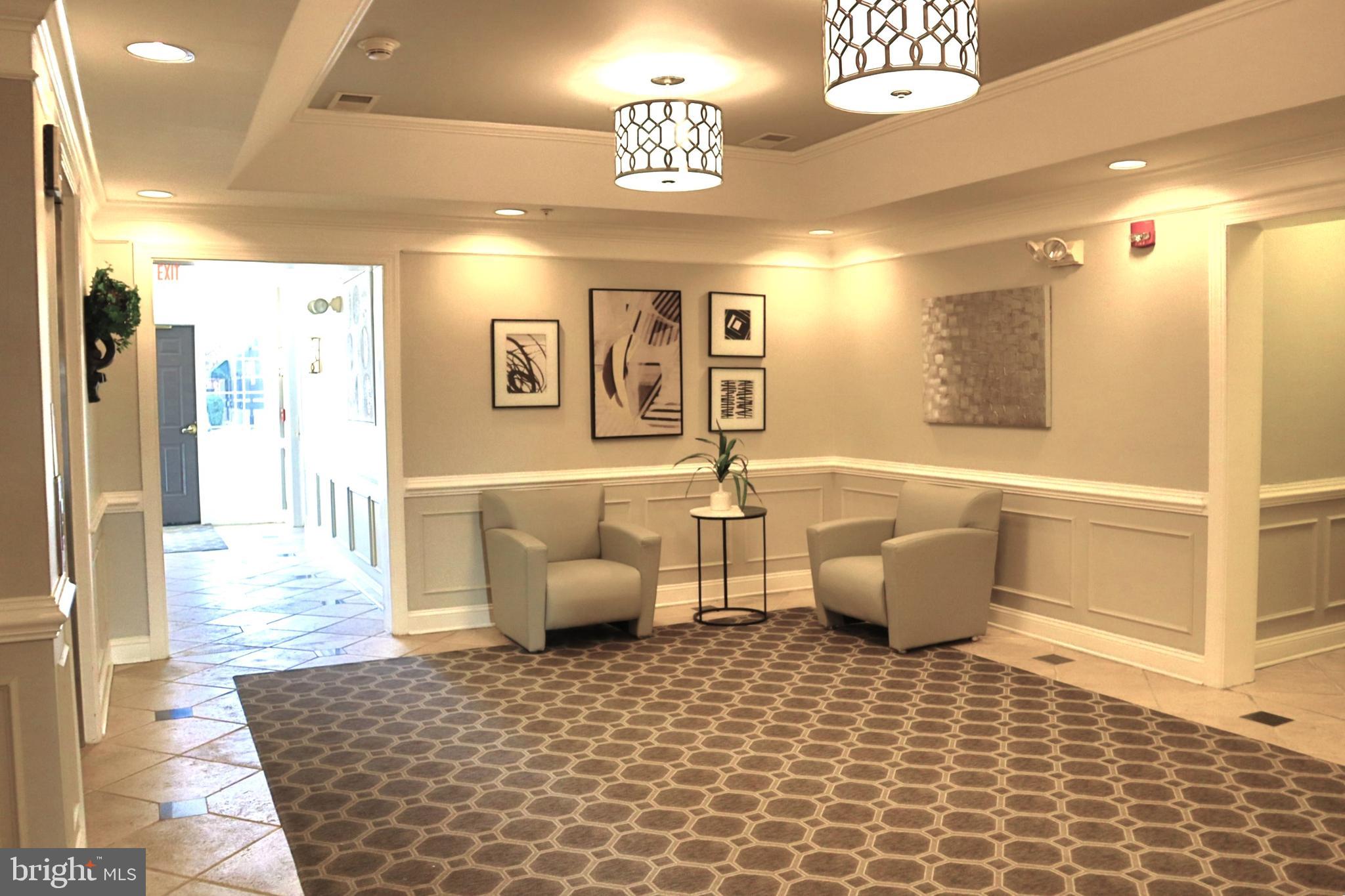 315 King Farm Blvd #302