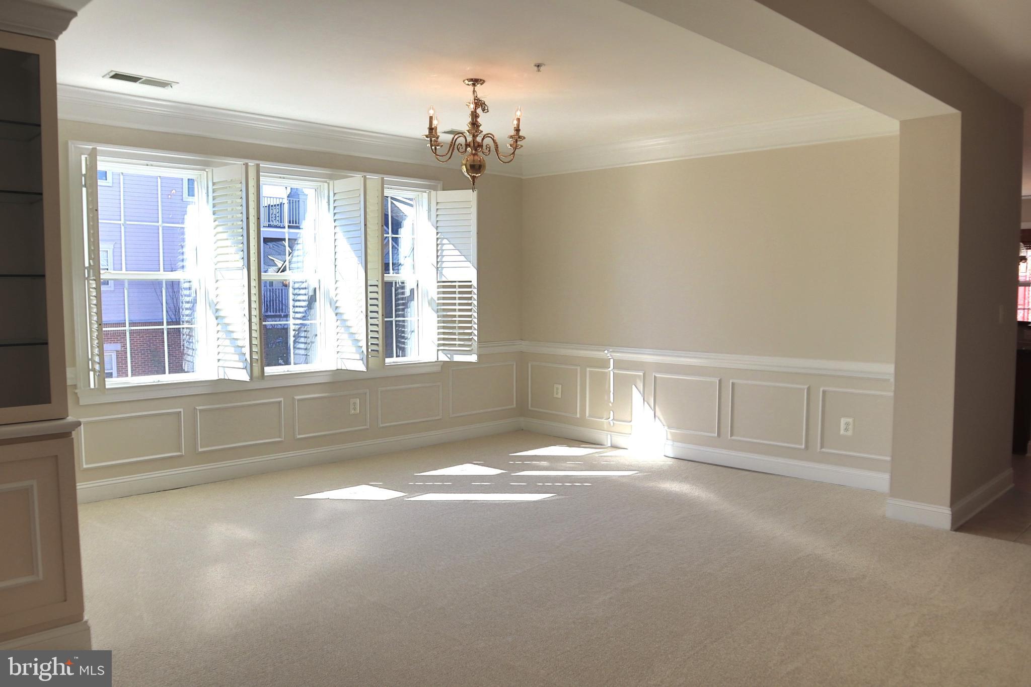 315 King Farm Blvd #302