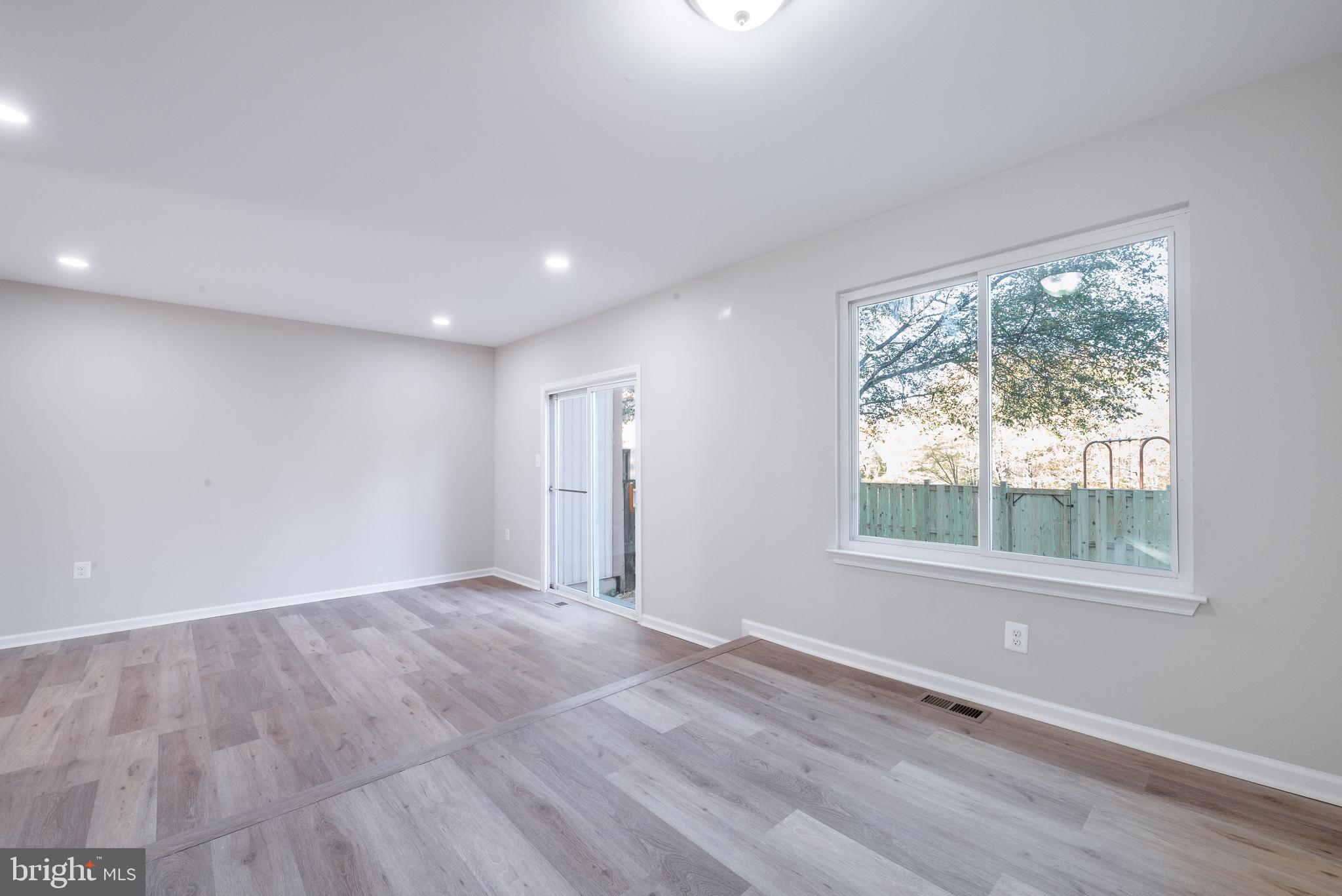 8955 Centerway Rd