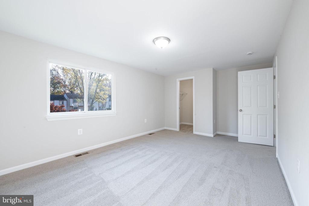 8955 Centerway Rd