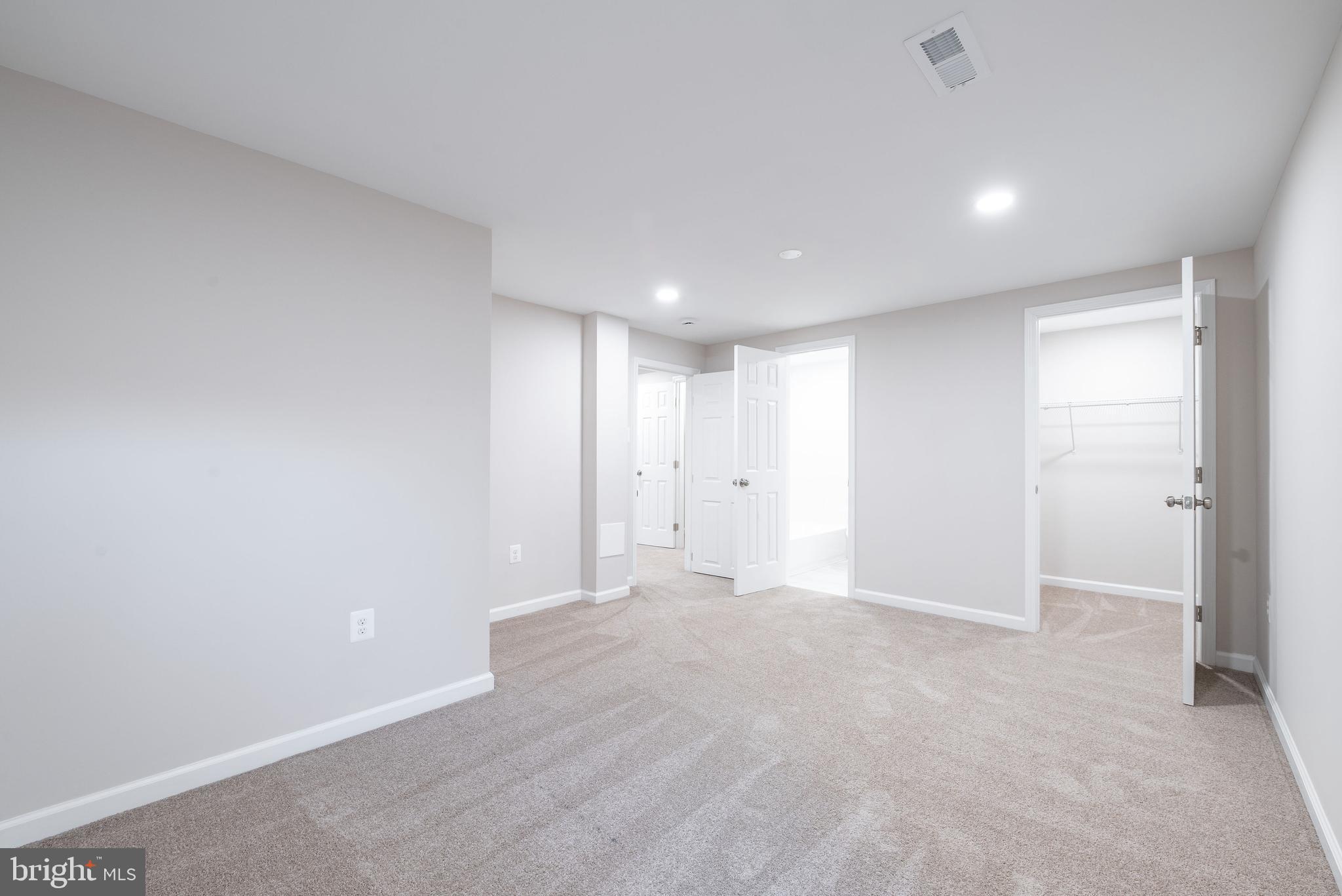 8955 Centerway Rd