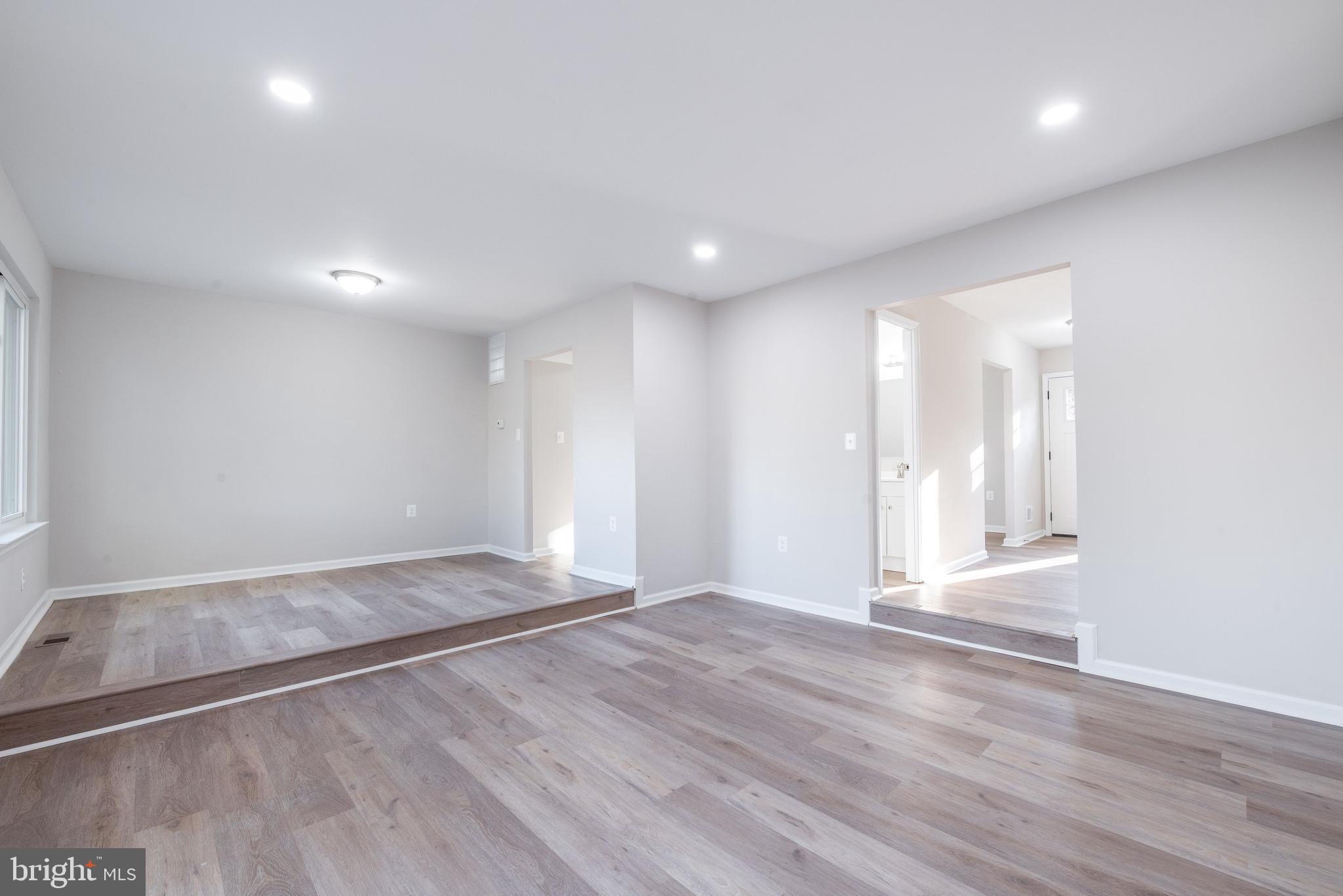 8955 Centerway Rd
