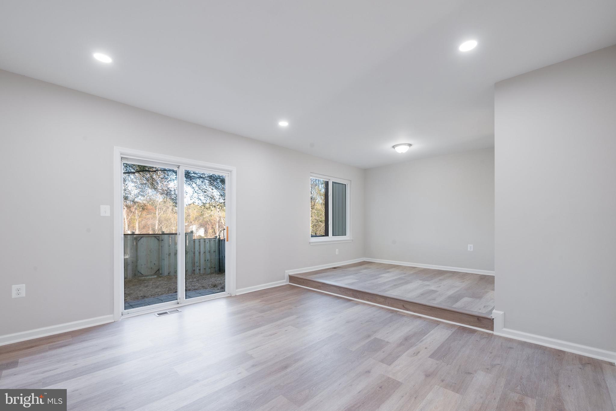 8955 Centerway Rd