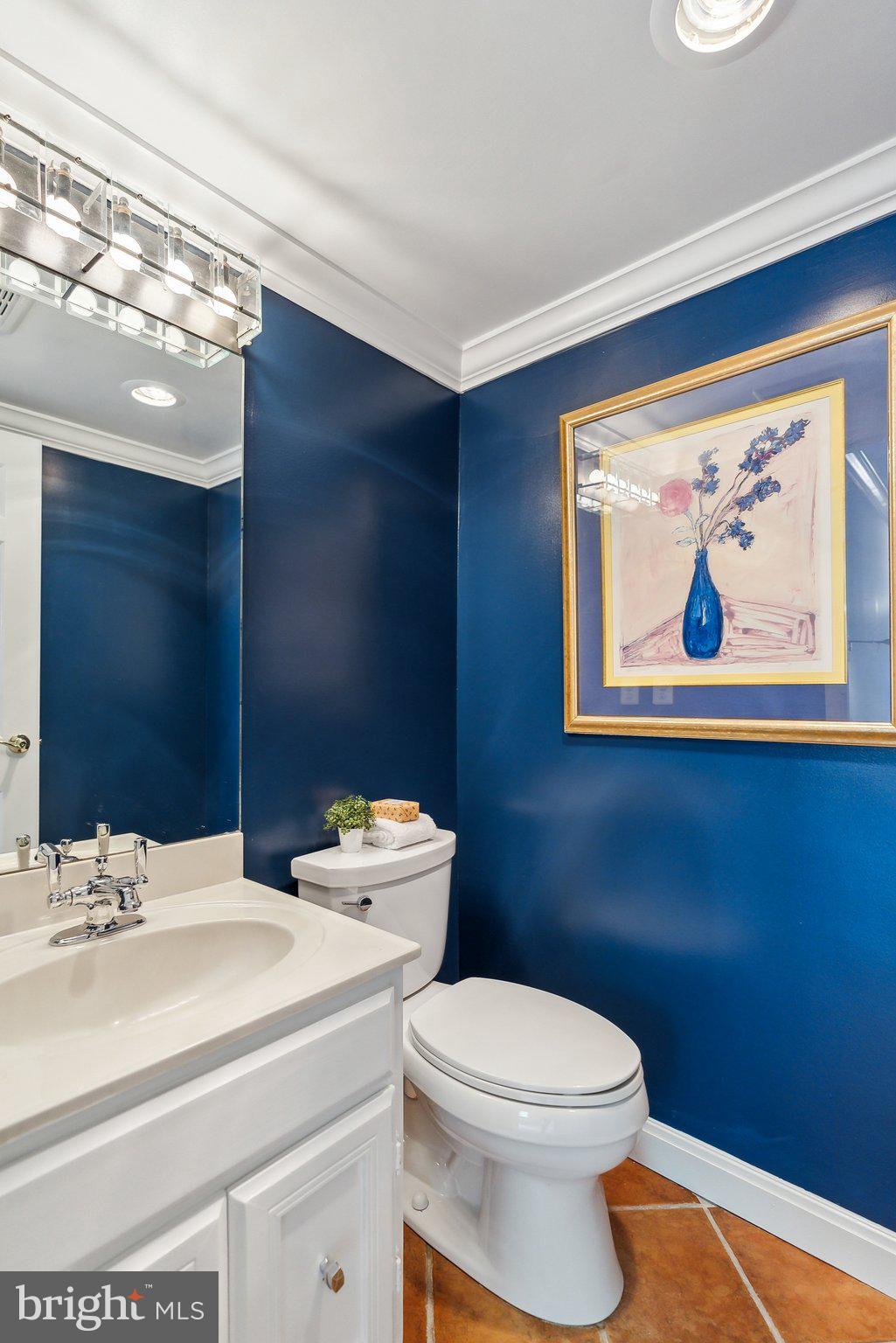 4601 N PARK AVENUE 211