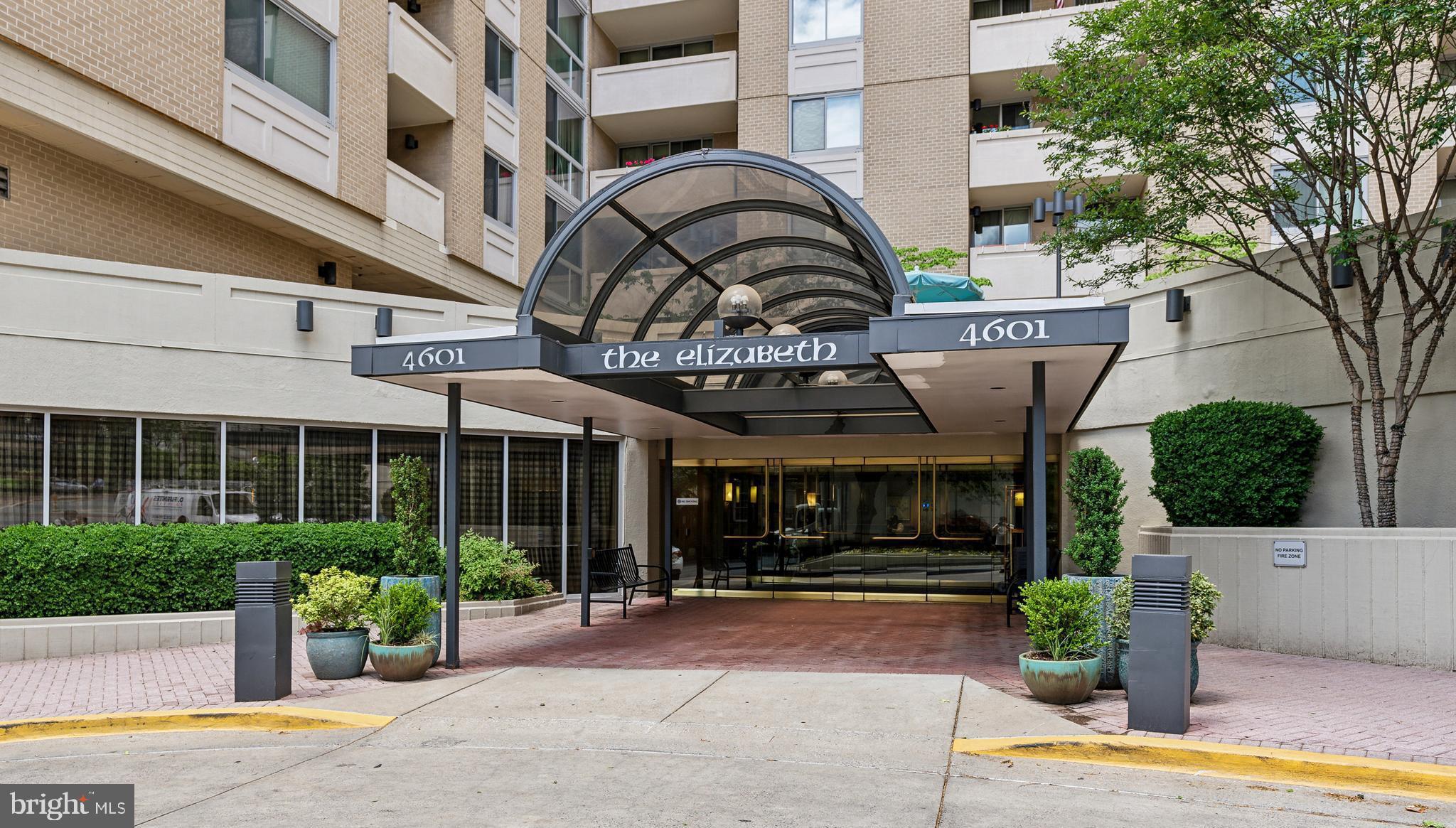 4601 N PARK AVENUE 211