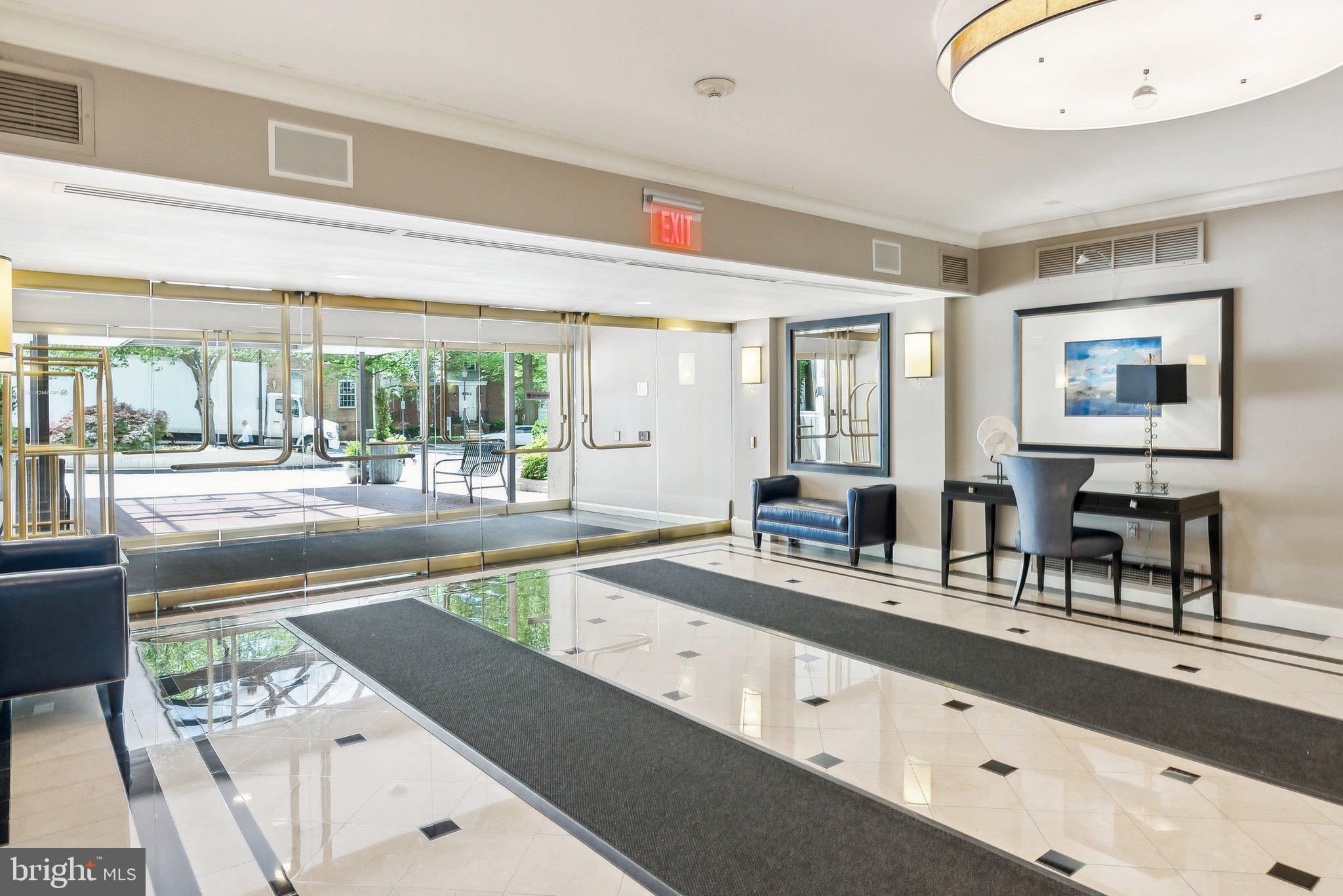 4601 N PARK AVENUE 211