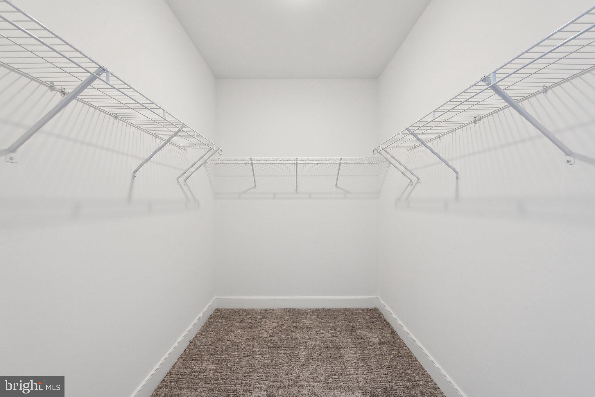 210 Decoverly Dr #407