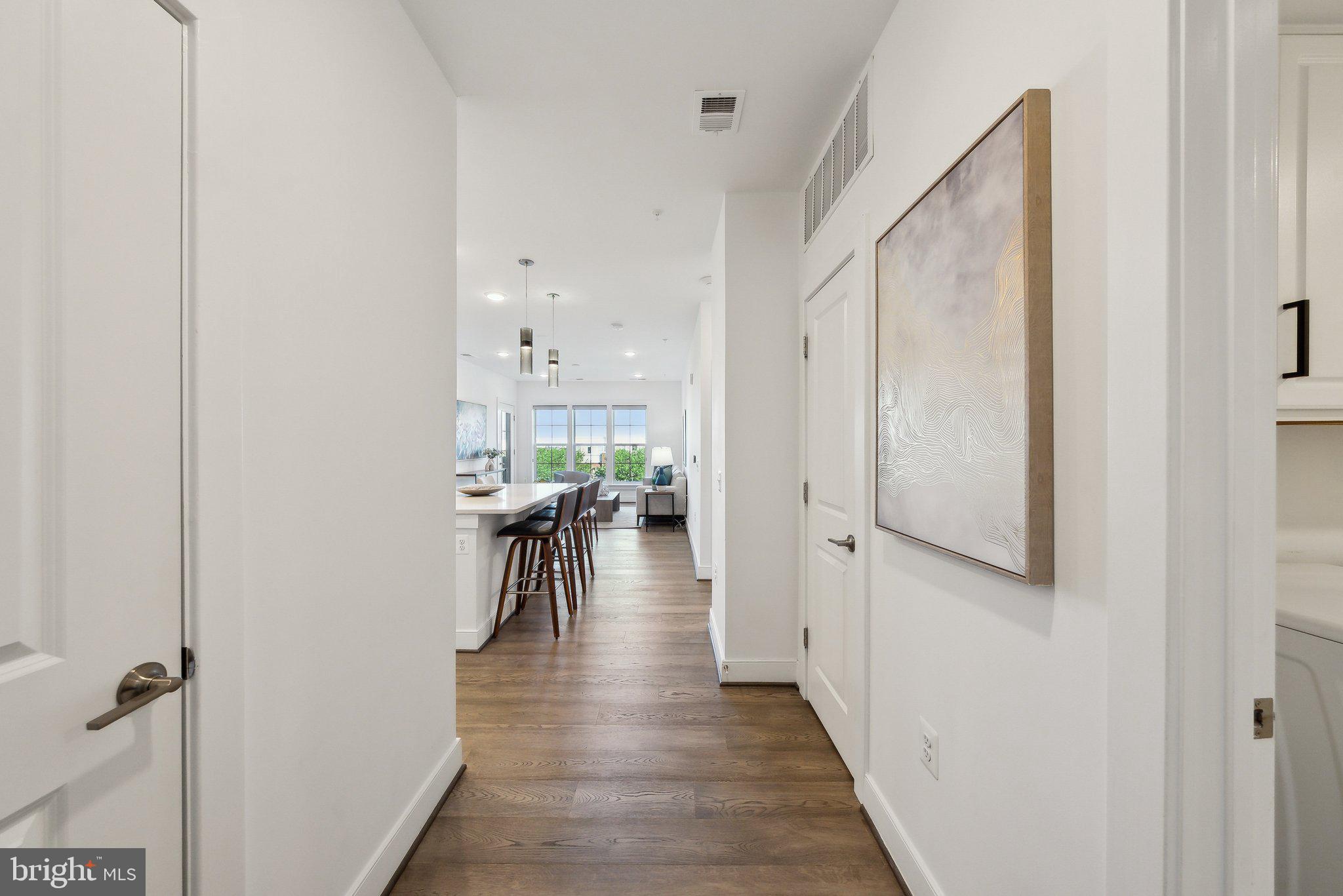 210 Decoverly Dr #407