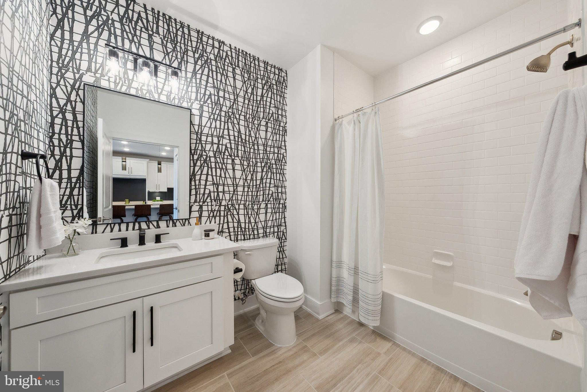 210 Decoverly Dr #407