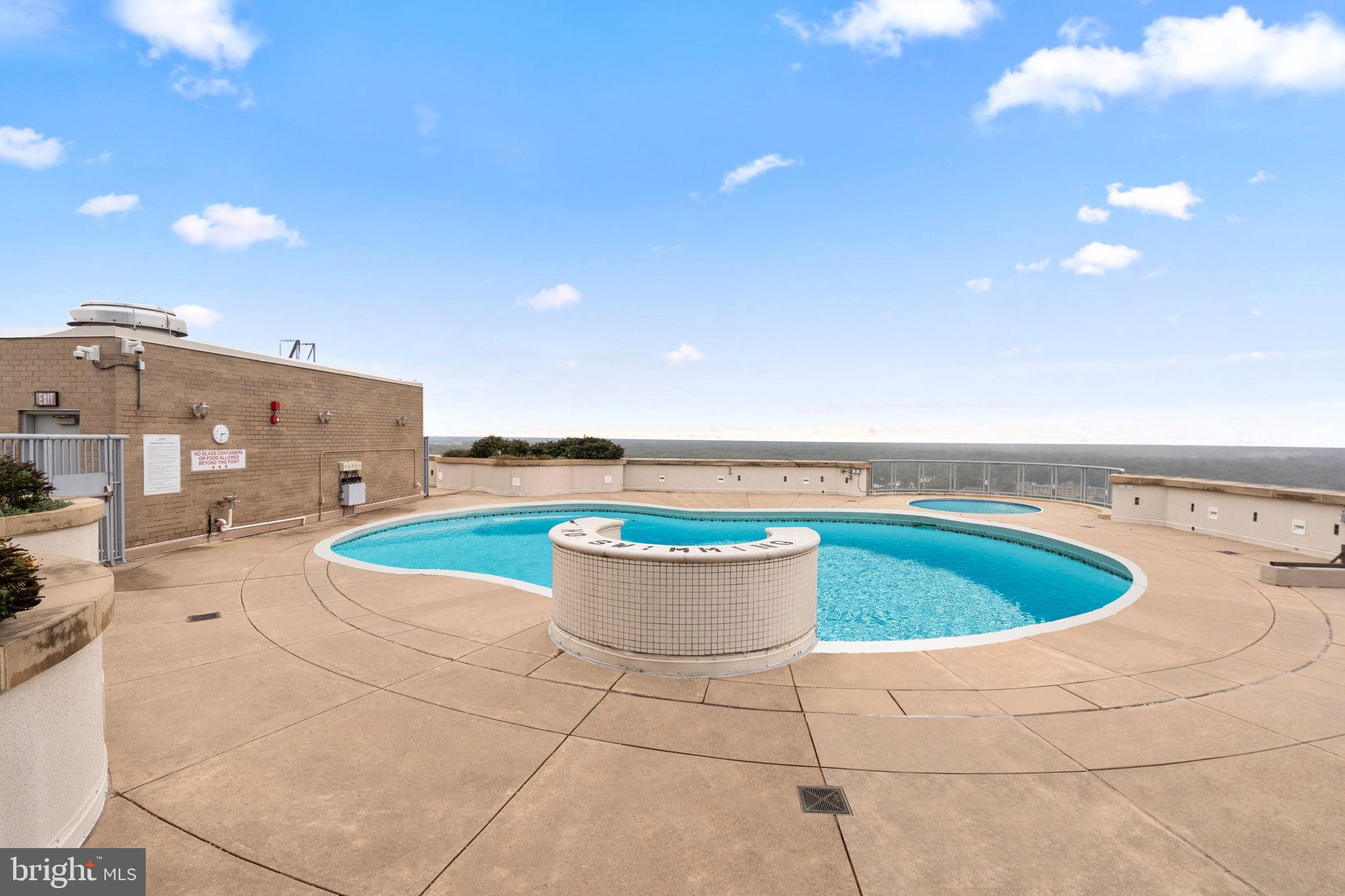 5750 BOU AVENUE 1111